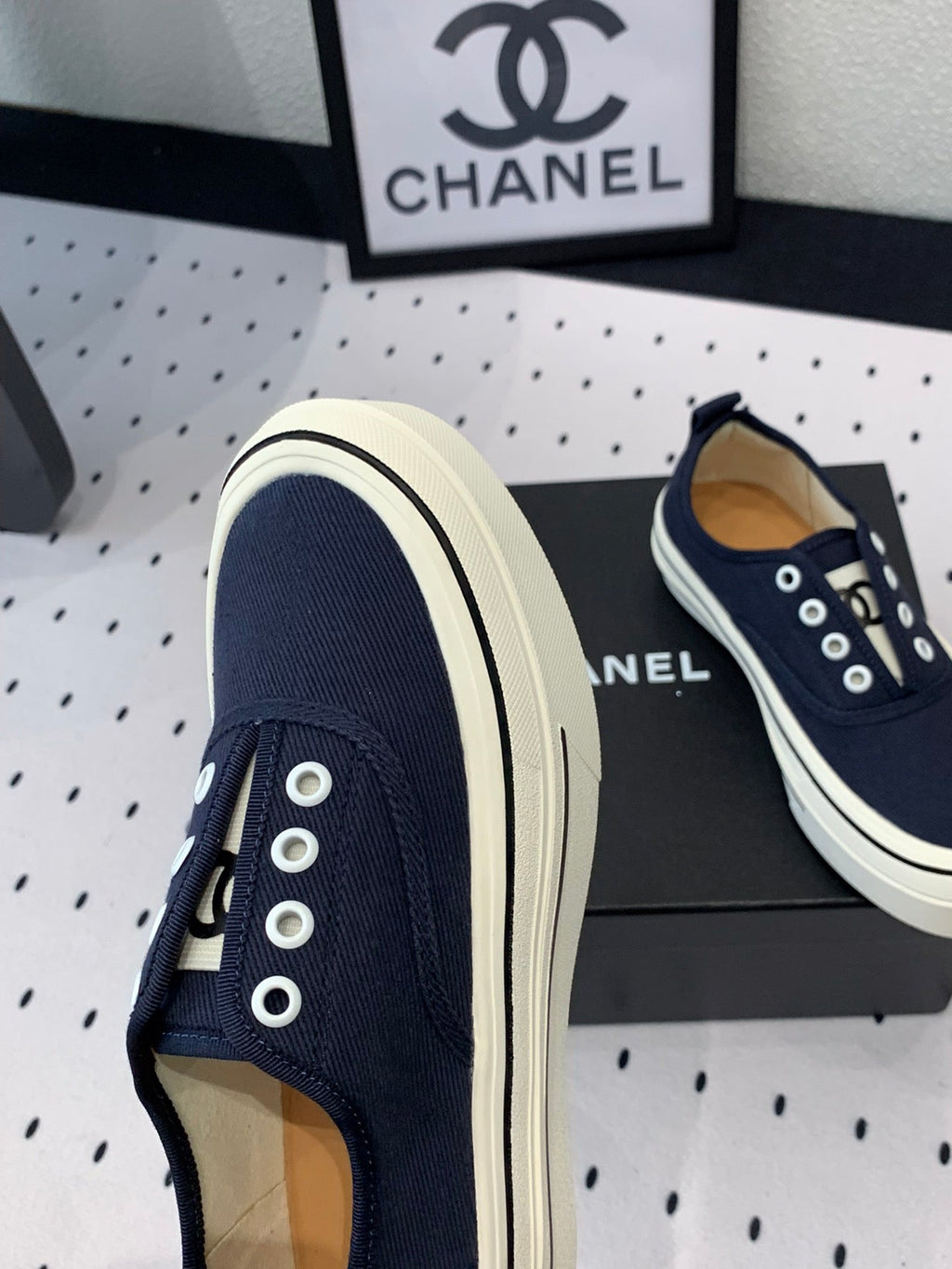 LACELESS SNEAKERS PLATFORM IN DENIM BLUE CANVAS