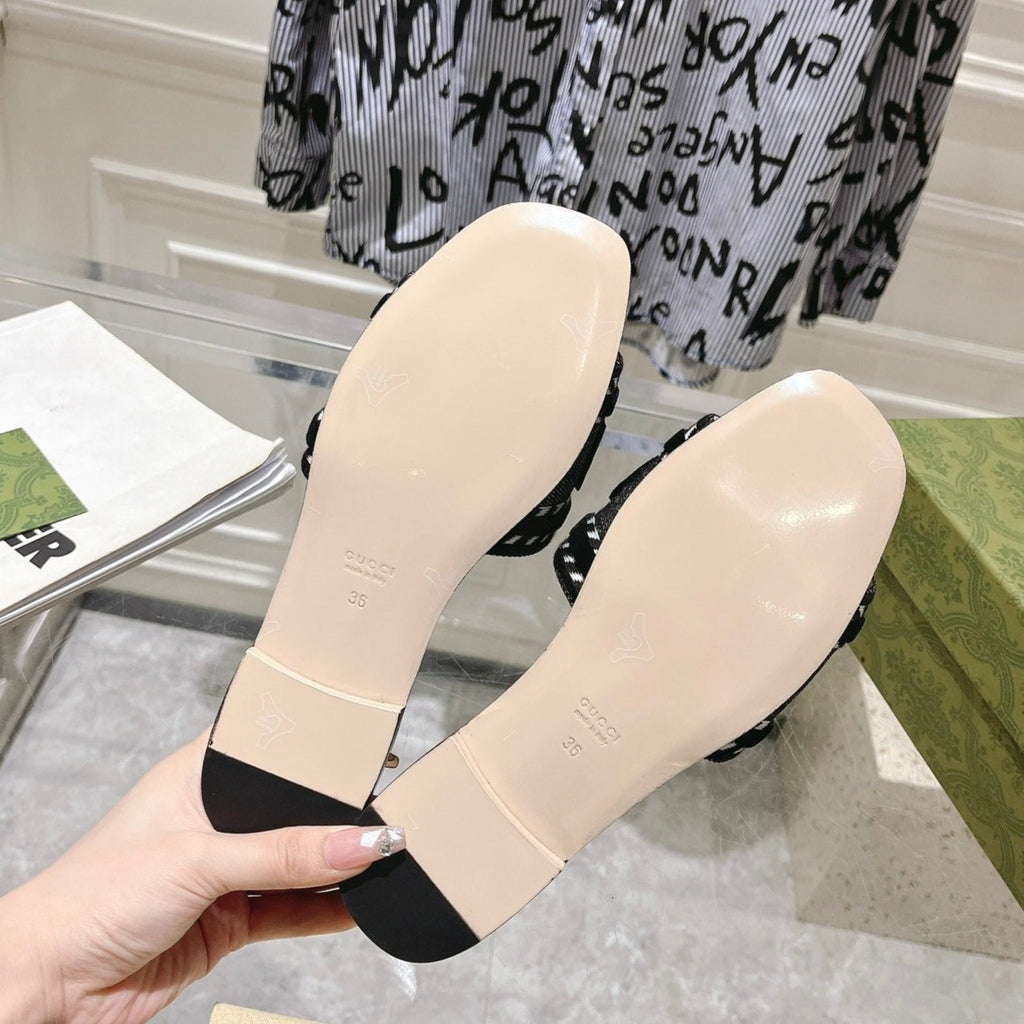 GG  Interlocking double G hollow slippers Black