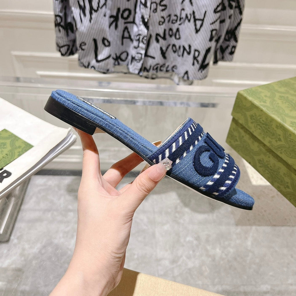 GG  Interlocking double G hollow slippers Neon Blue