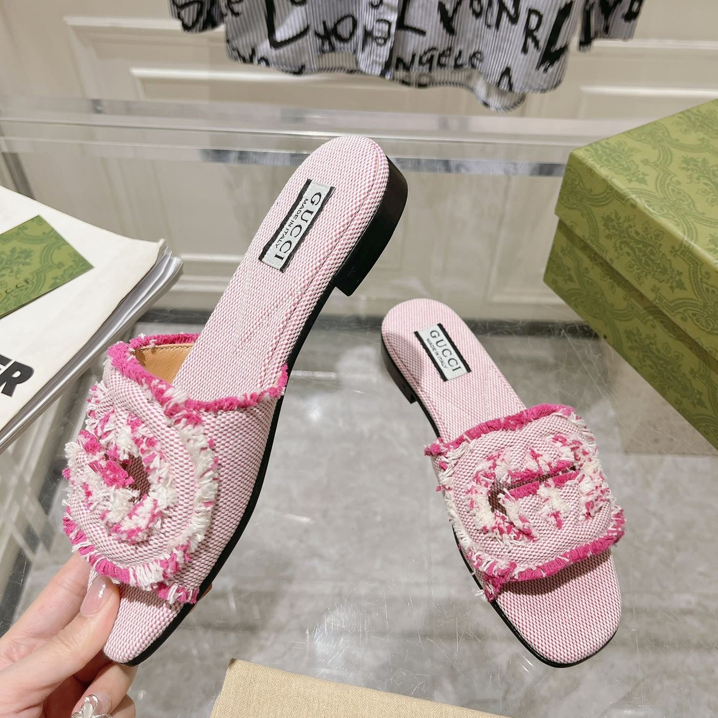 GG  Interlocking double G hollow slippers Neon pink