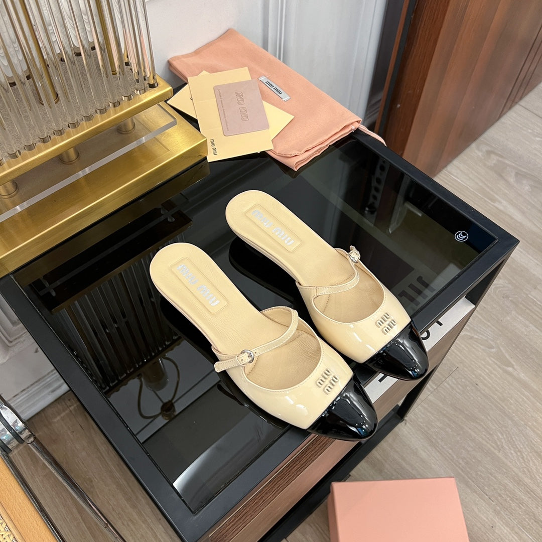 Cap Toe Mules Bright Cream Color Sheepskin