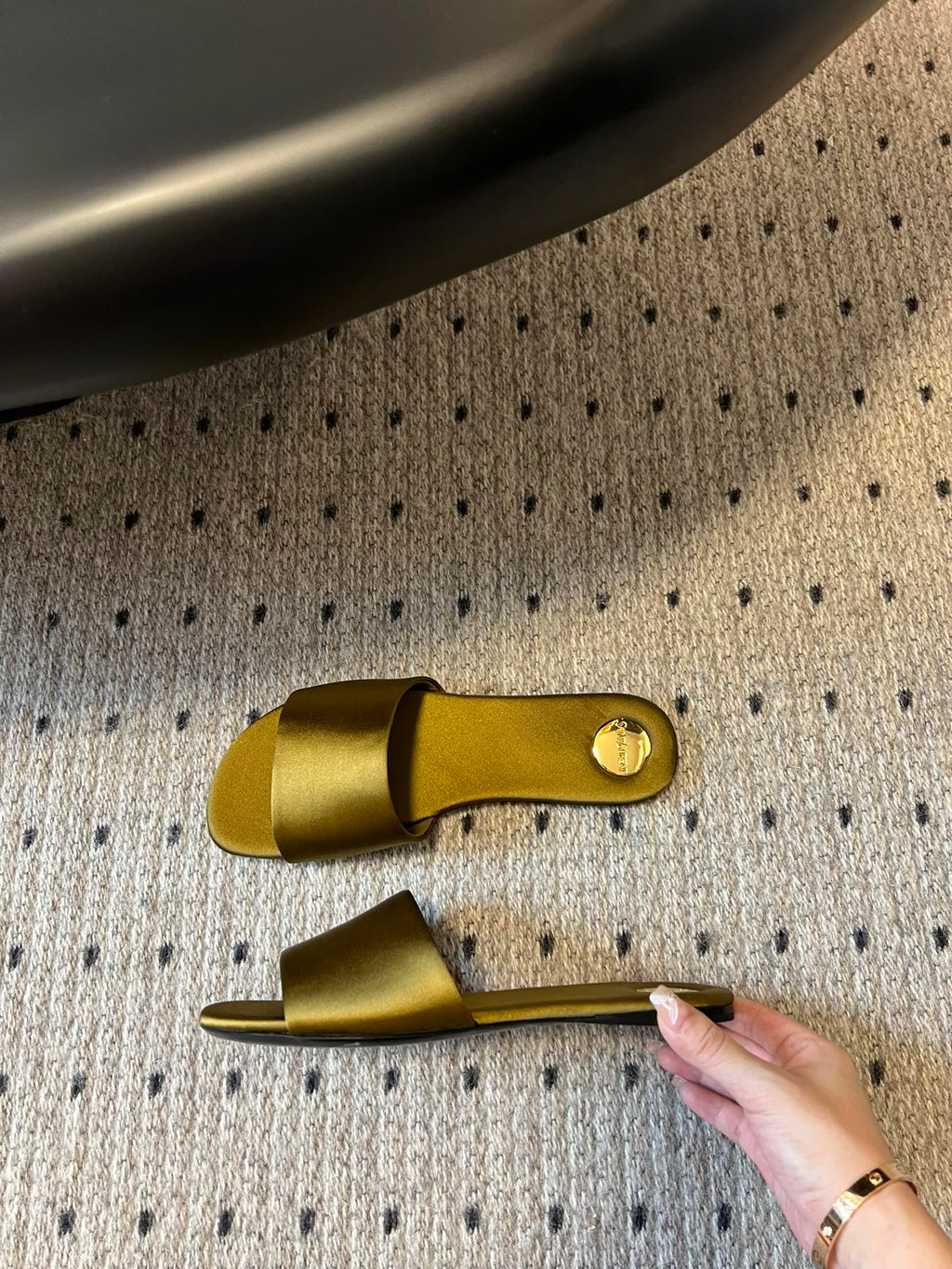 SL CARLYLE SLIPPERS MUSTARD SATIN