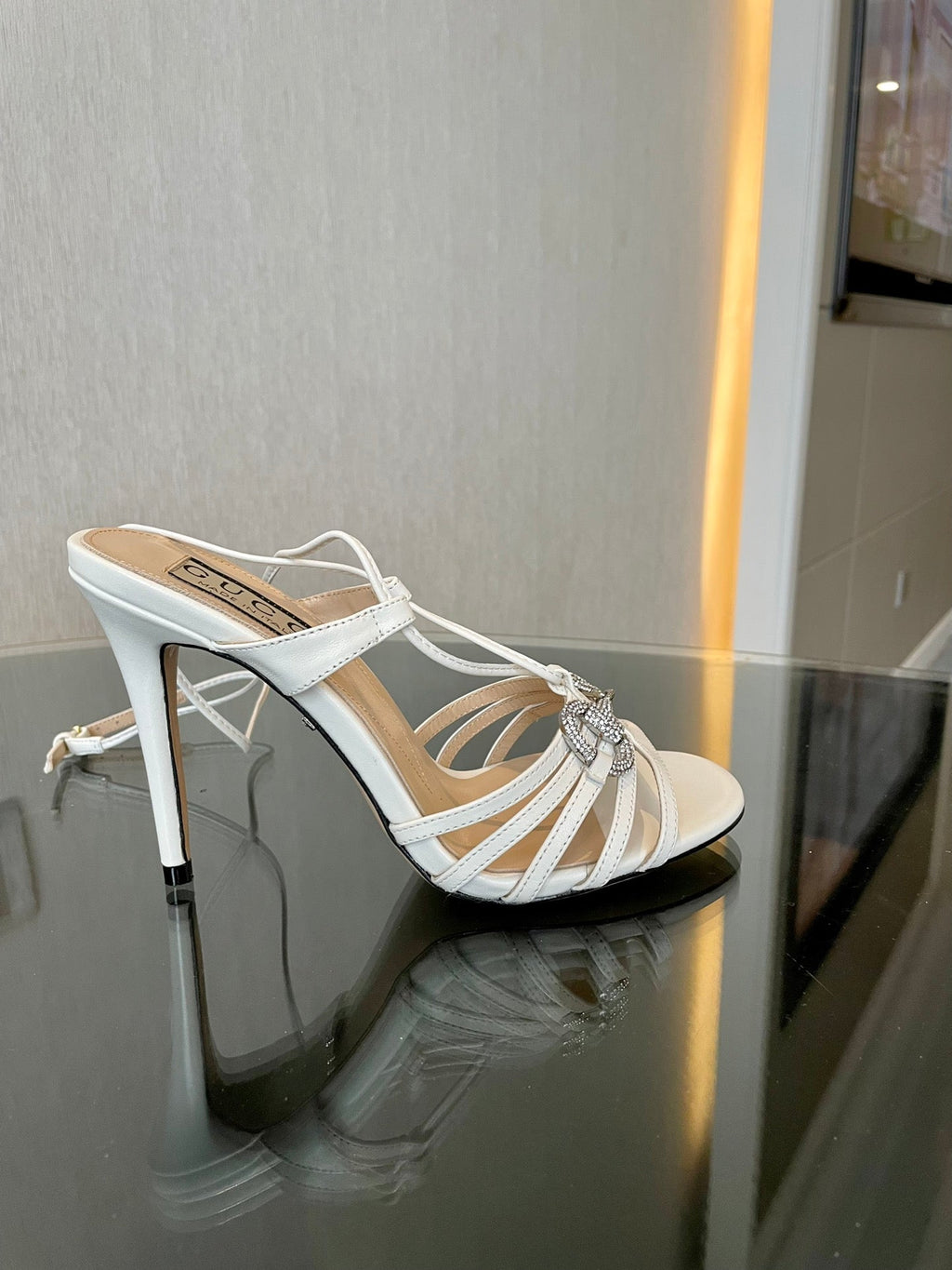 GG CRYSTAL HORSEBIT SANDAL CREAMY WHITE LAMBSKIN