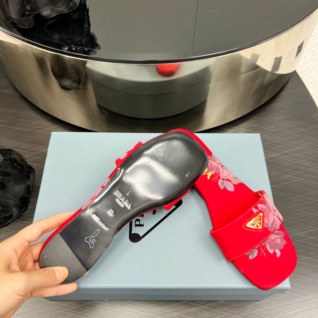 PRA PRINTED SLIDES SLIPPERS RED SATIN
