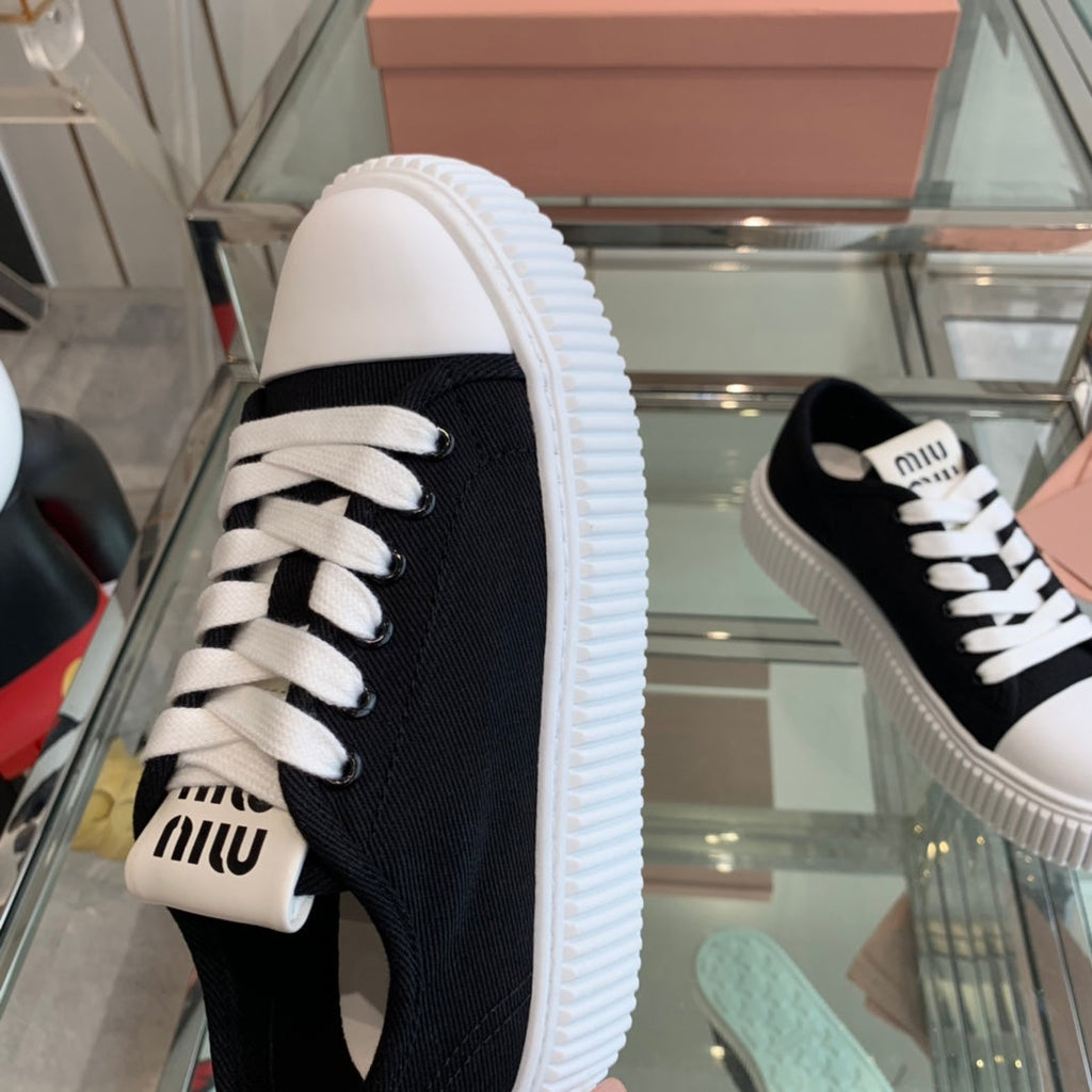 Sneakers High Sole Black And White Canvas