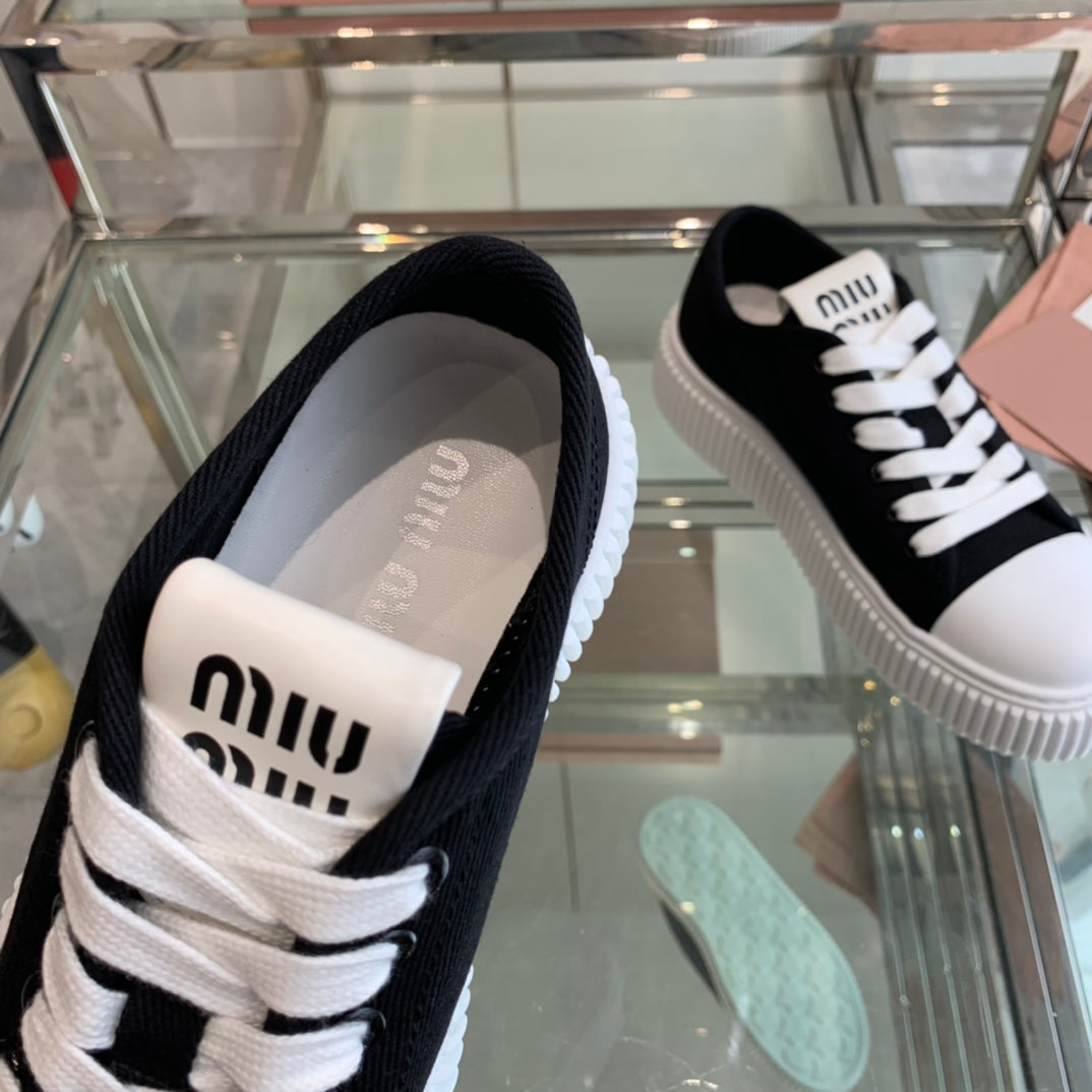 Sneakers High Sole Black And White Canvas