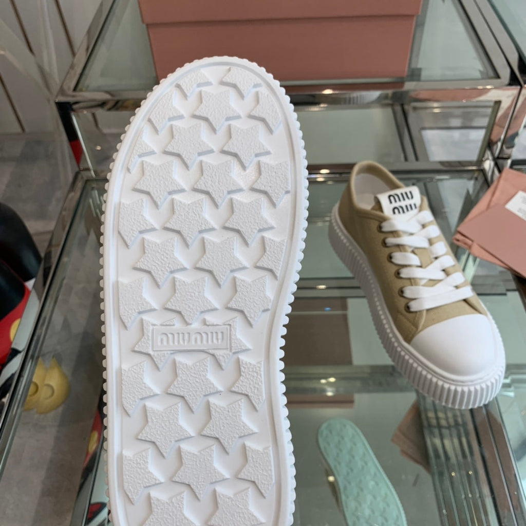 Sneakers High Sole Khaki And White Canvas