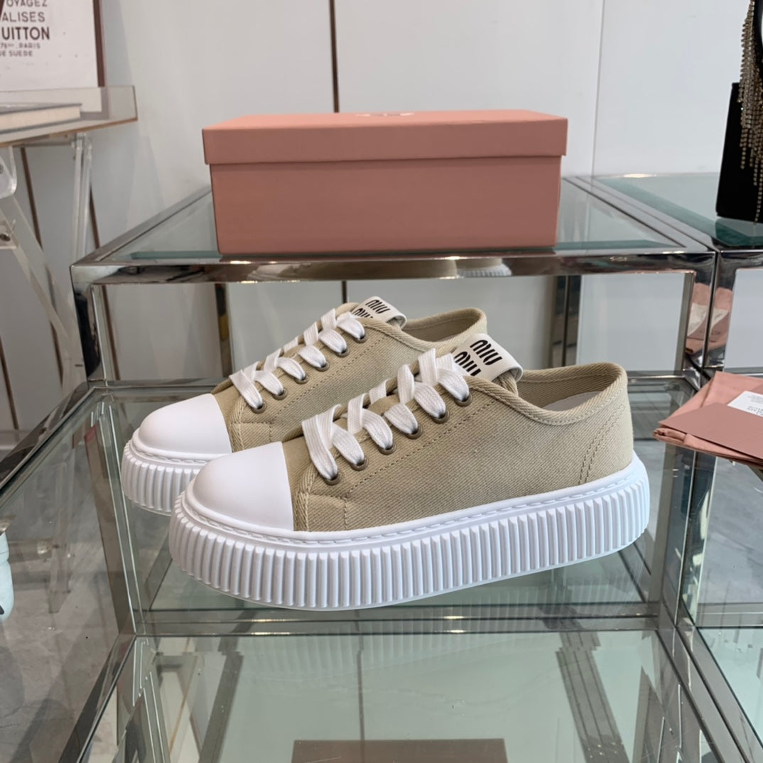 Sneakers High Sole Khaki And White Canvas