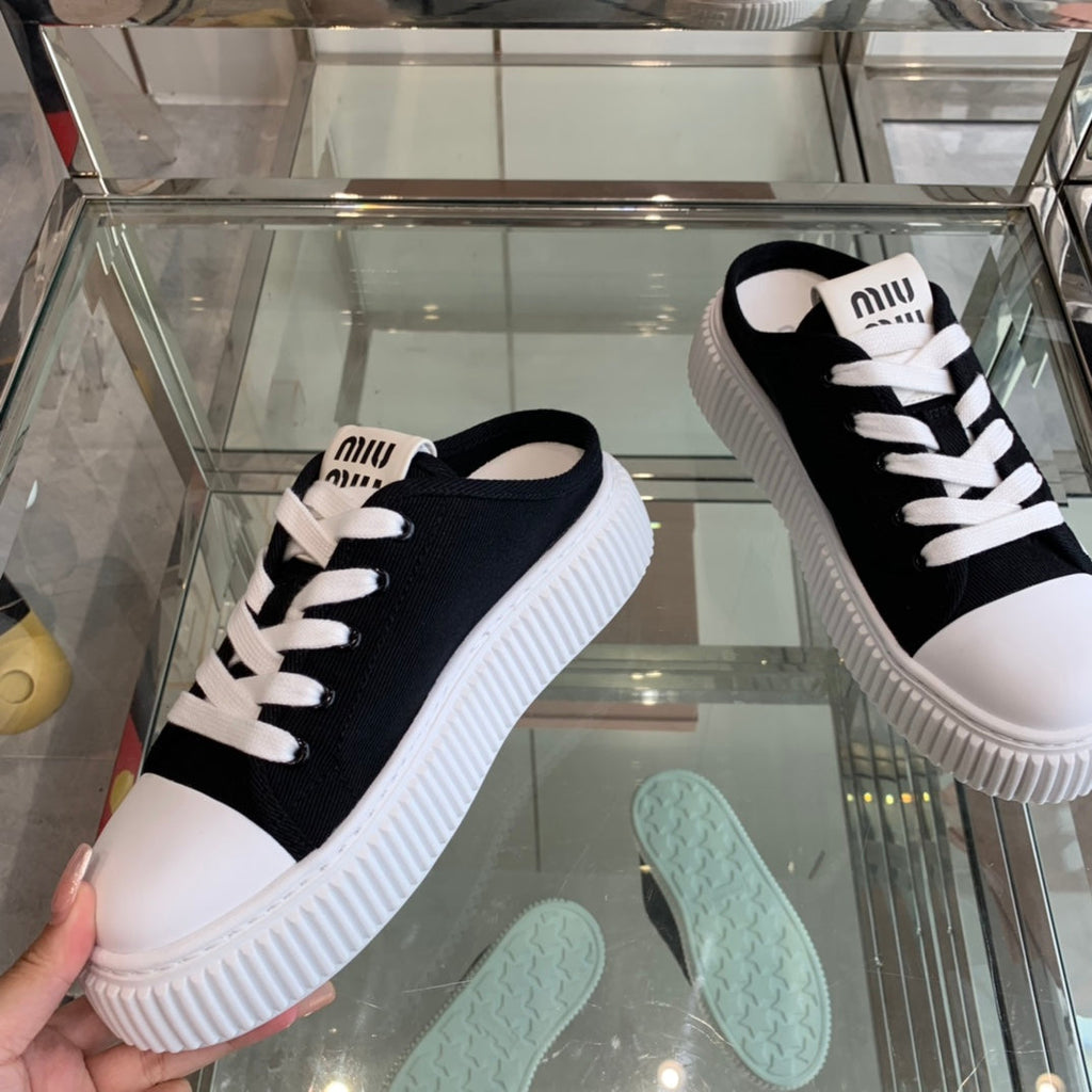 Mule Shoes Black And White Canvas