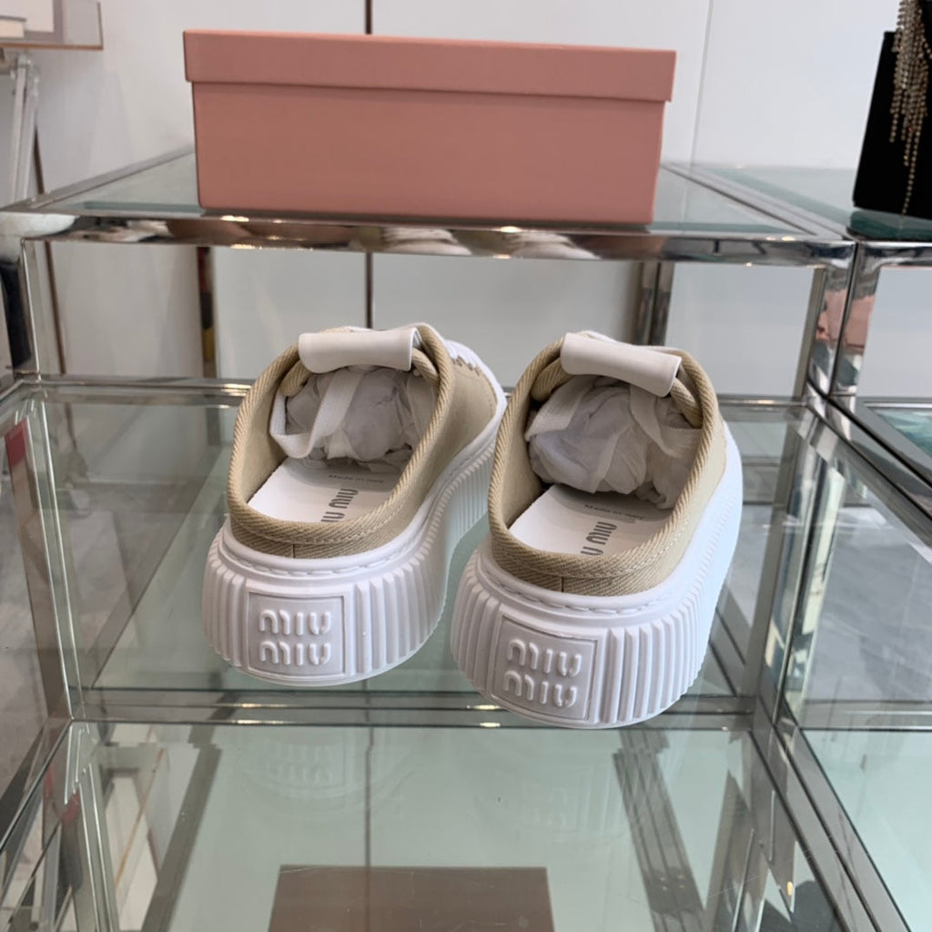 Mule Shoes Khaki And White Canvas