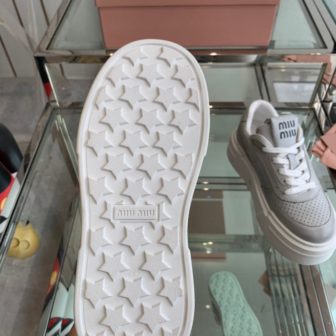 Sneakers Thick-soled Light Gray Cowhide