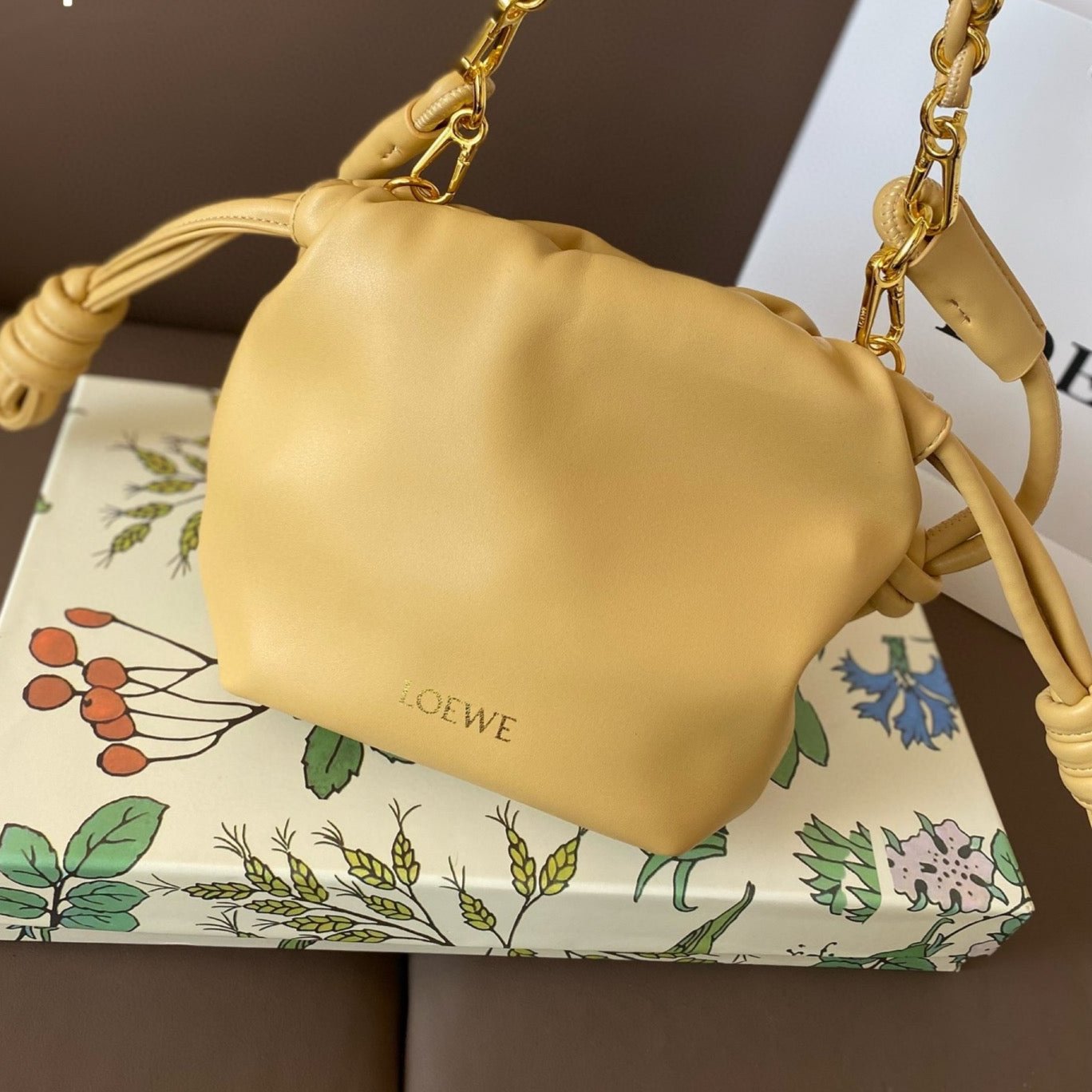 LOE MINI 18 FLAMENCO PURSE IN SAHARA NAPPA LAMBSKIN