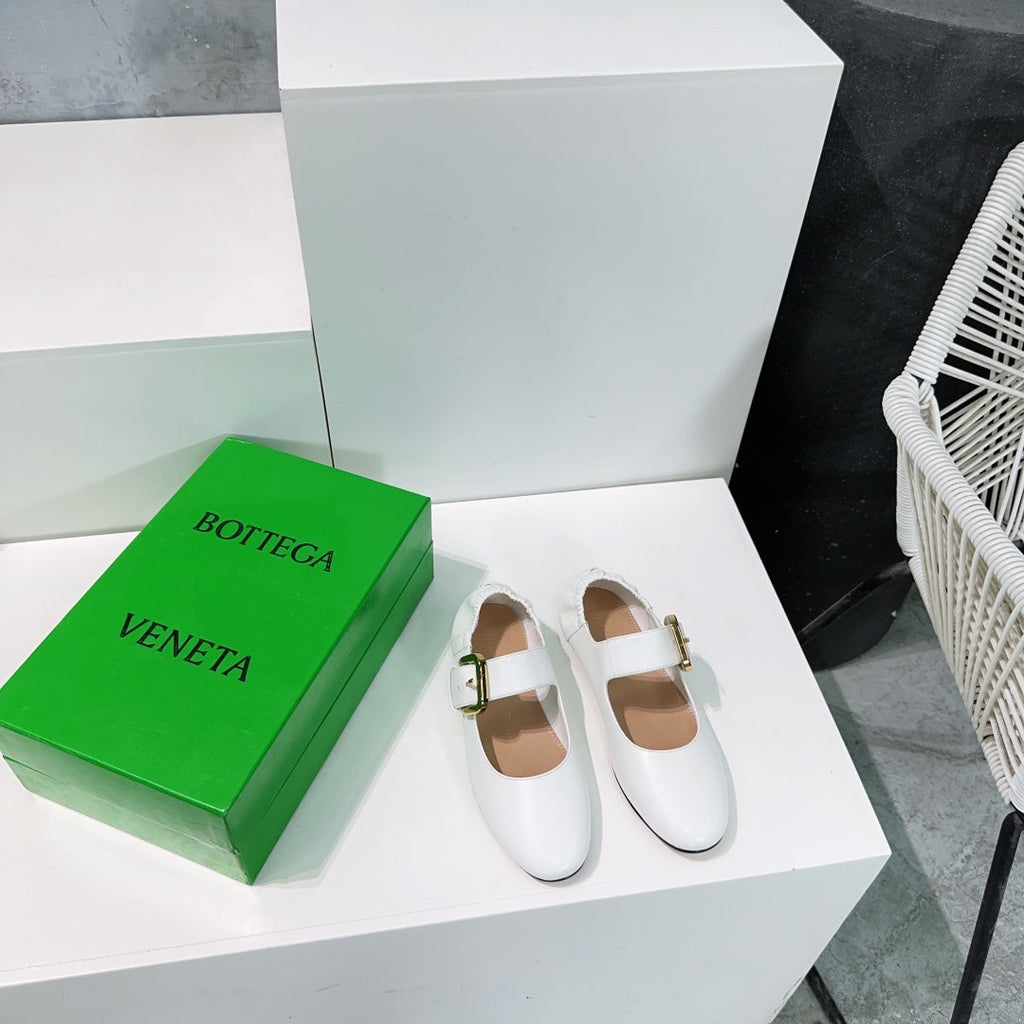 ASTAIRE MARY-JANE BALLERINA IN WHITE CALFSKIN