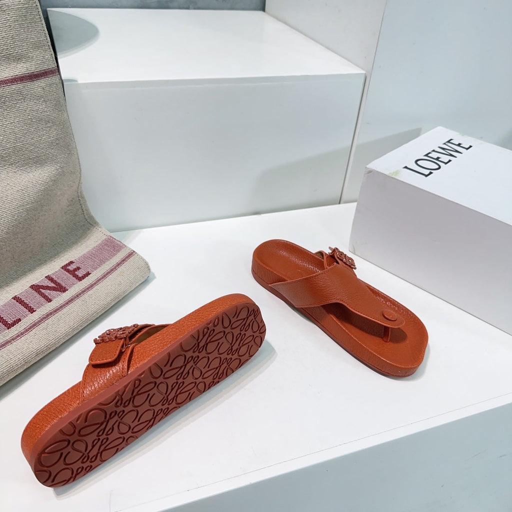 LW THONG SANDALS BRICK CALFSKIN
