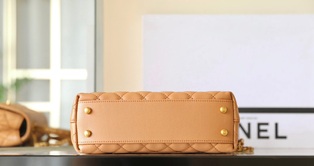 CHANEL 25S FLAP BAG 24 CM IN LIGHT BROWN LAMBSKIN WITH GOLD HARDWARE