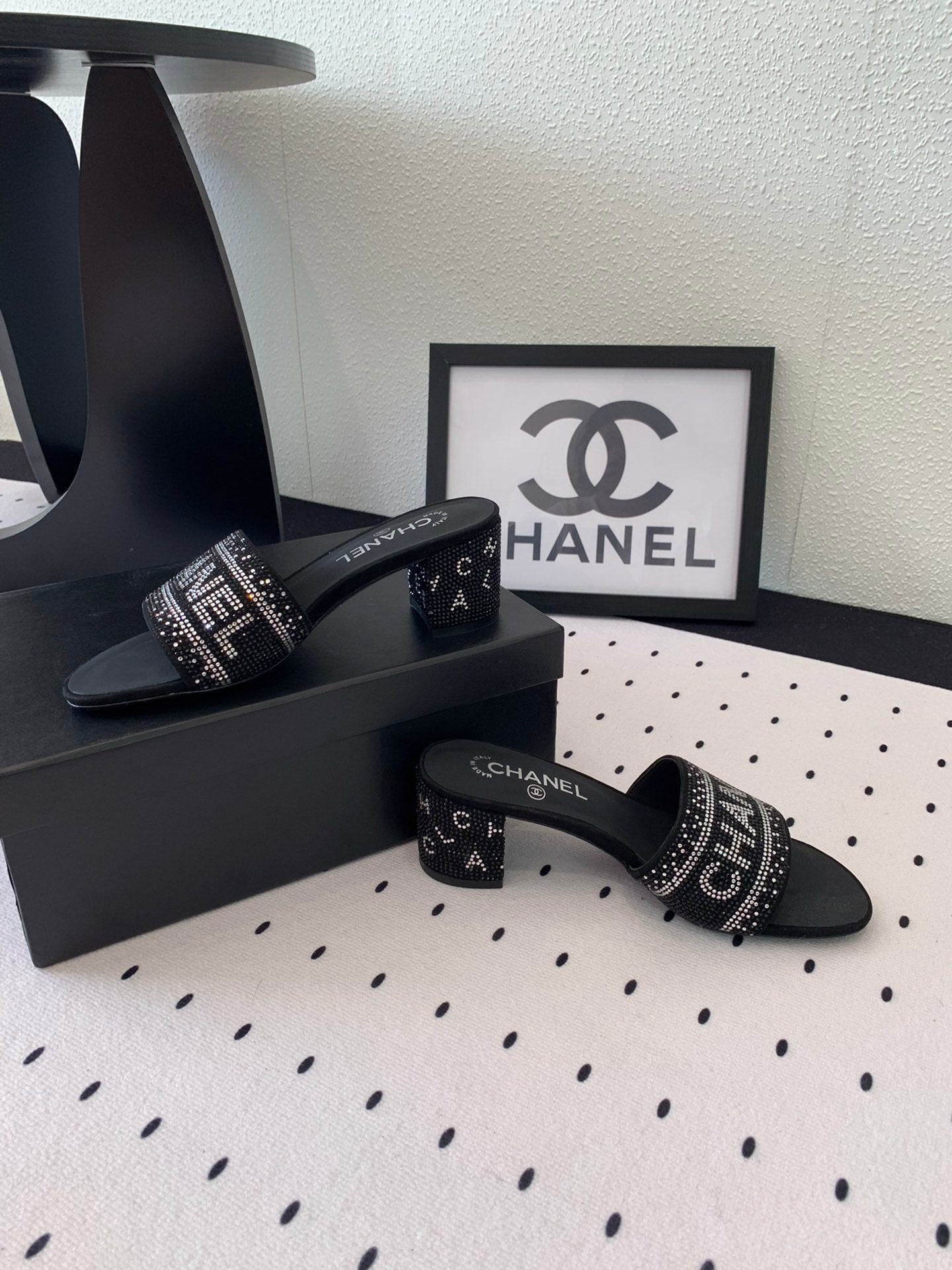 CC RHINESTONE LETTER HIGH HEELS BLACK AND WHITE LAMBSKIN