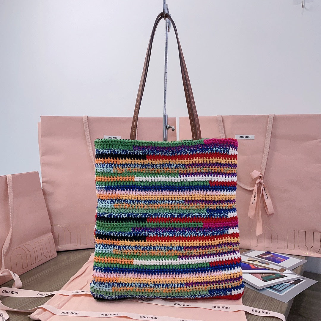 CROCHET TOTE BAG 38 IN MULTICOLORED WOVEN RAFFIA