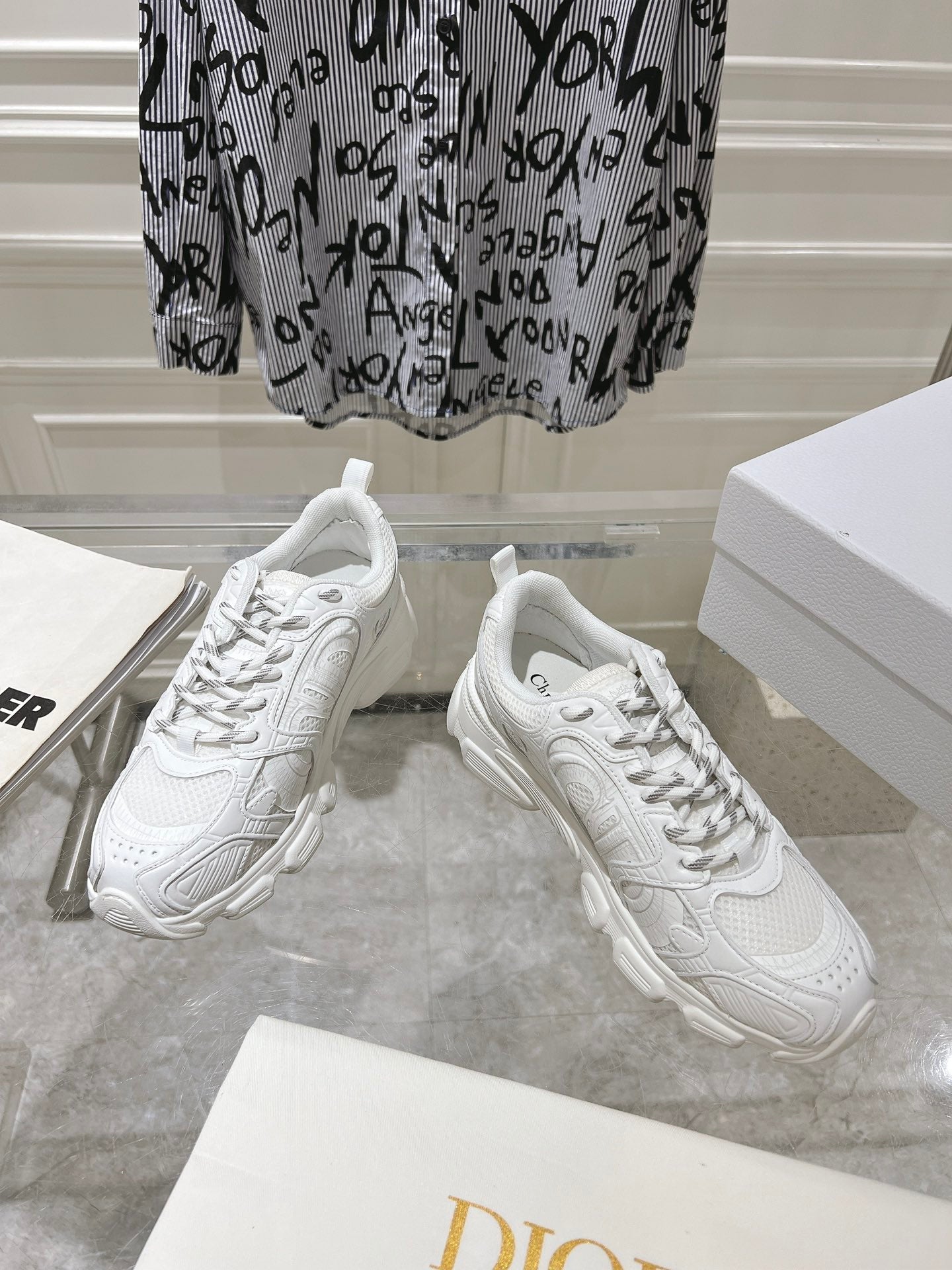 DIOR 25S CHRONO SNEAKER 45MM IN MESH WITH WHITE CALFSKIN