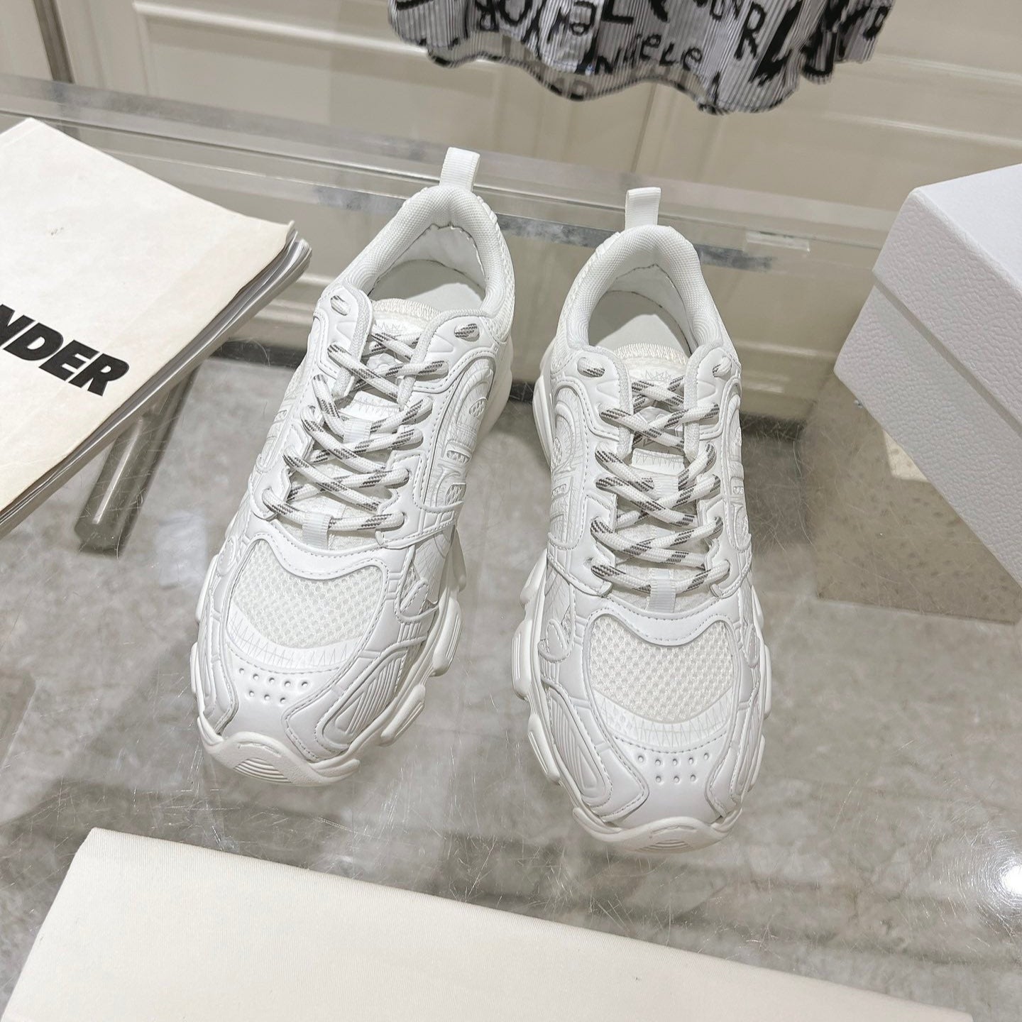DIOR 25S CHRONO SNEAKER 45MM IN MESH WITH WHITE CALFSKIN
