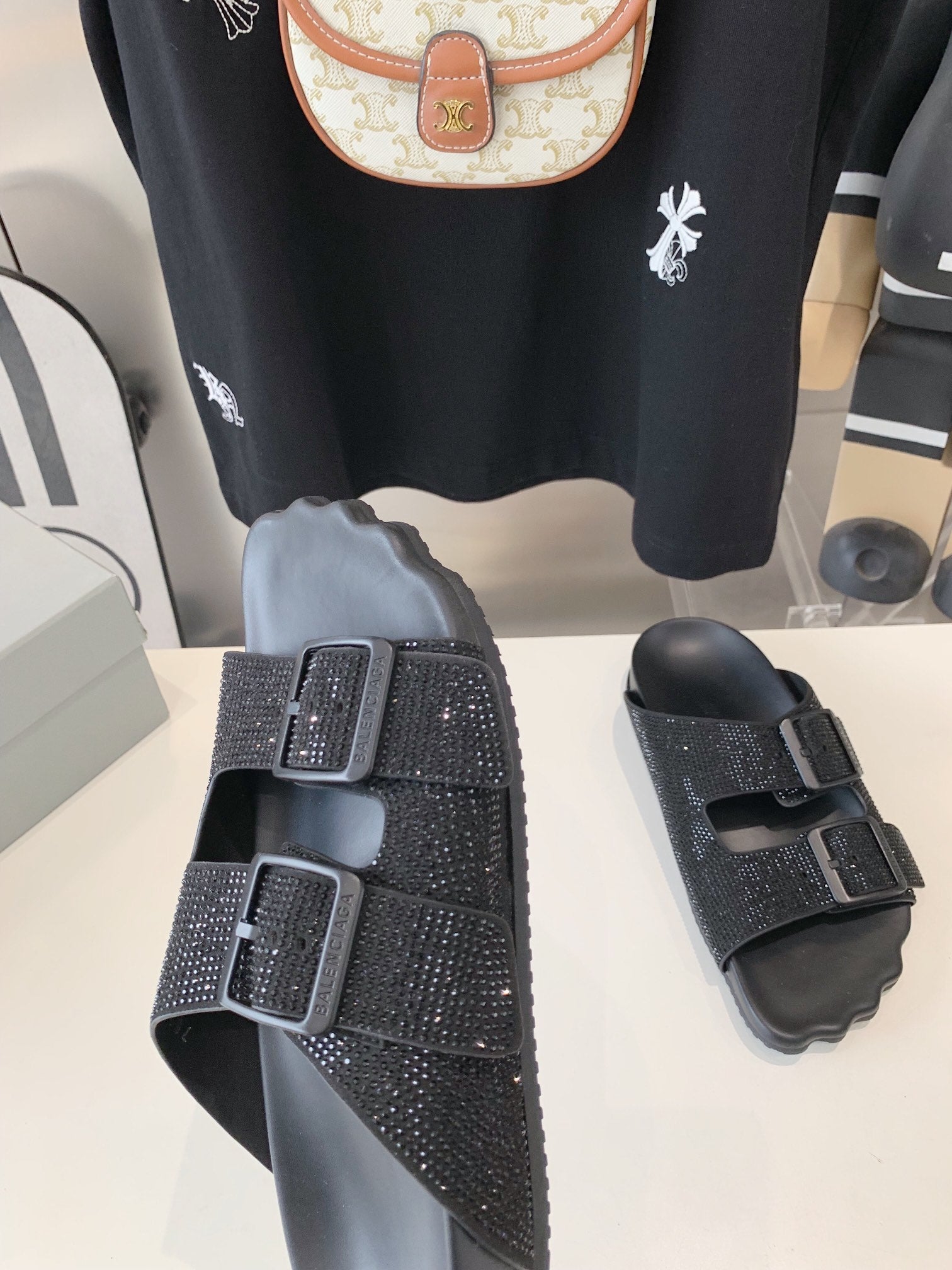 BIRKENSTOCK SLIPPERS ATTACHED RHINESTONES IN BLACK CALFSKIN