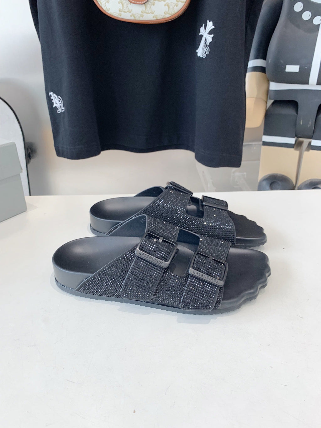 BIRKENSTOCK SLIPPERS ATTACHED RHINESTONES IN BLACK CALFSKIN