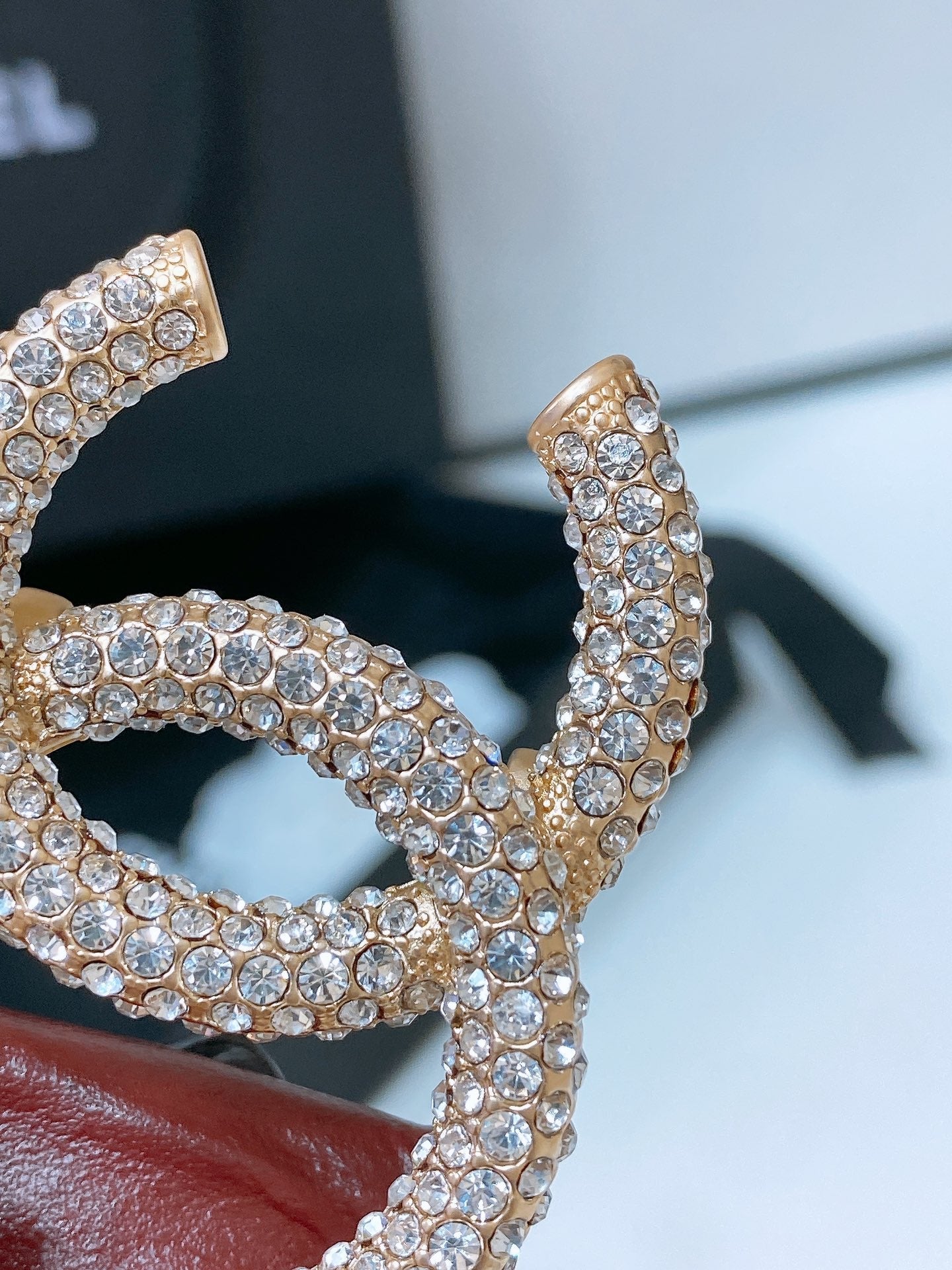 CC ELASTIC BELT 30MM IN WINE RED CALFSKIN GOLD HARDWARE WITH RHINSTONES