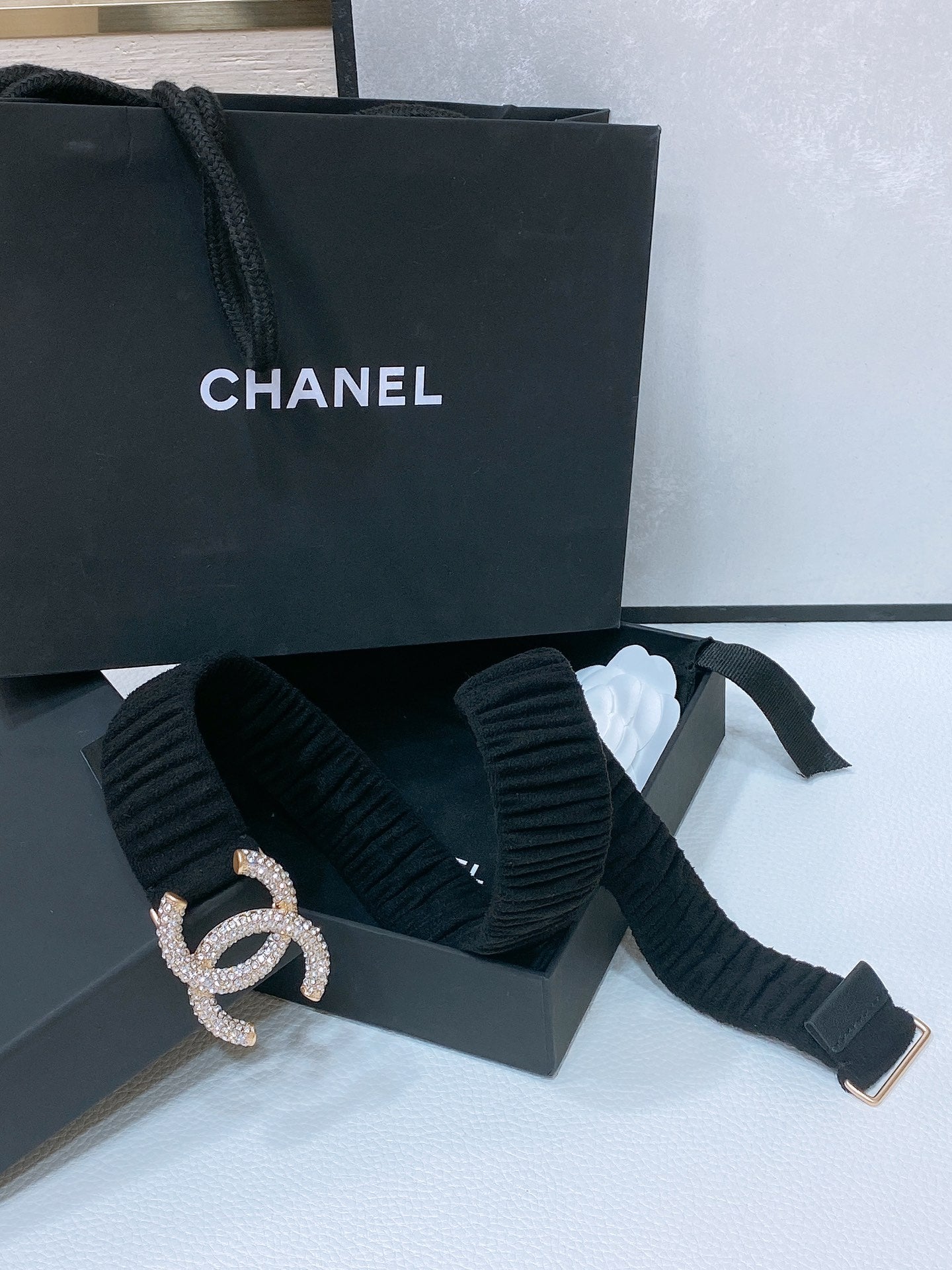 CC ELASTIC BELT 30MM IN BLACK WOOL FABRIC GOLD HARDWARE WITH RHINSTONES