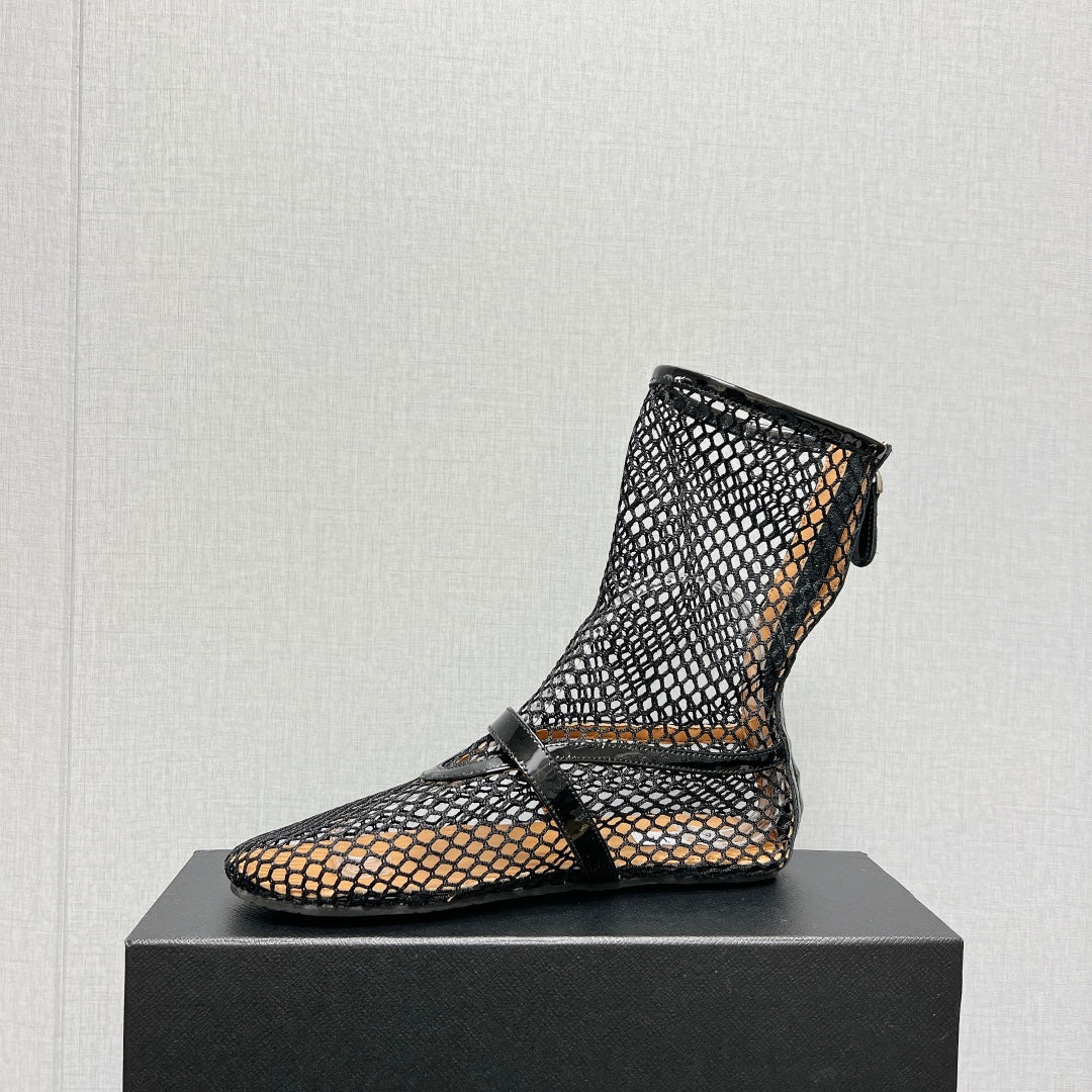 ALAIA SHORT BOOTS IN BLACK MESH FISHNET