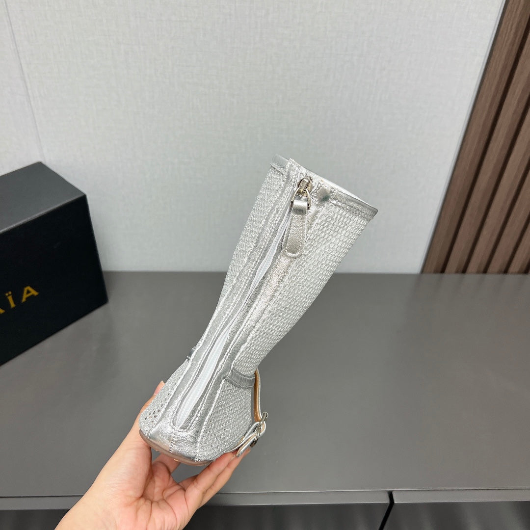 ALAIA SHORT BOOTS IN SILVER MESH FISHNET