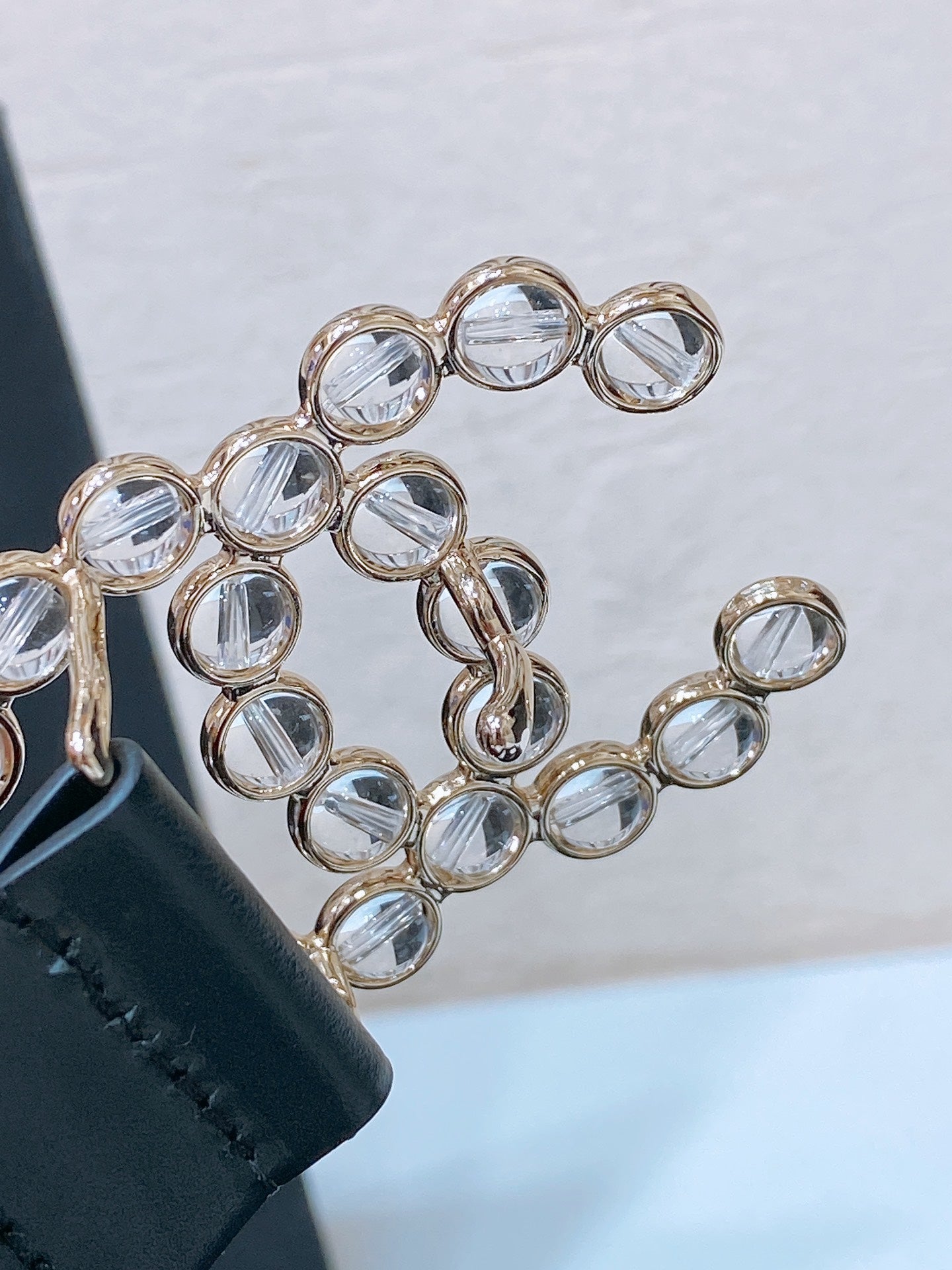 CC BELT 30 MM IN BLACK CALFSKIN PEARL LOGO