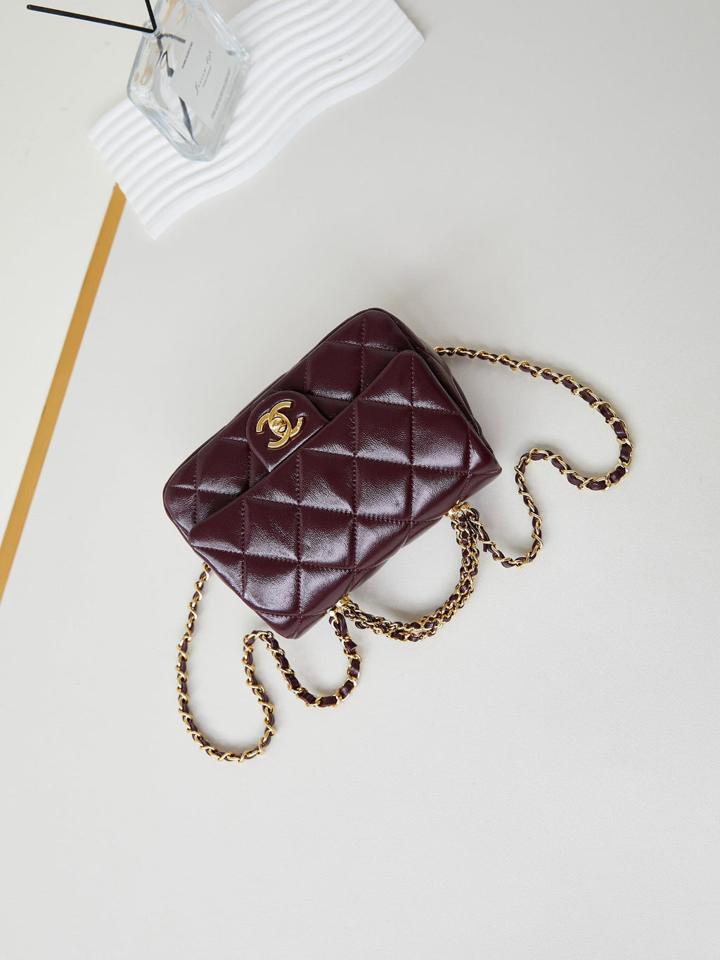 FLAP BAG WITH TOP HANDLE 18 IN WINE RED OIL-WAX LAMBSKIN GOLD HARDWARE