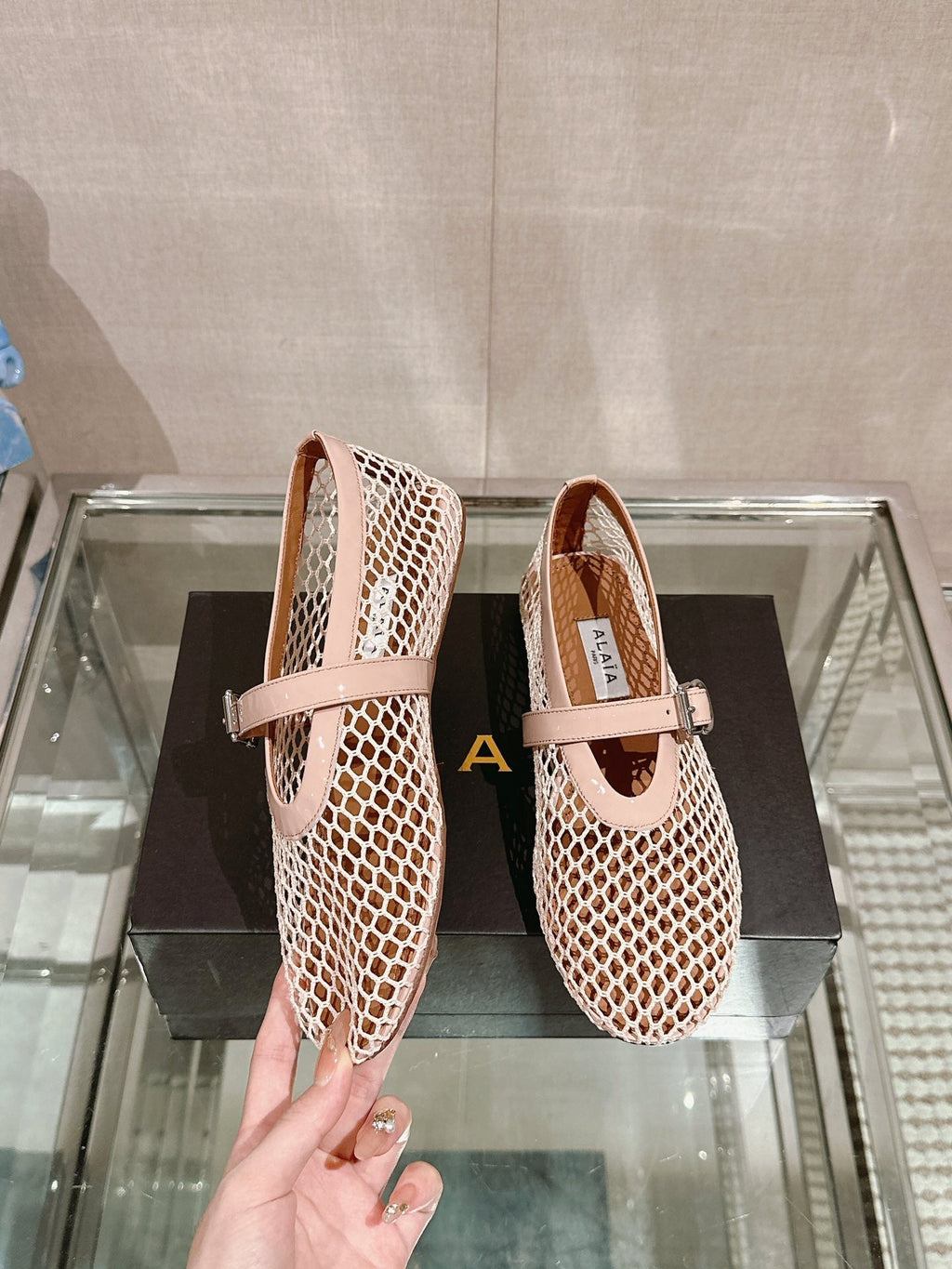 ALAIA BALLET FLATS IN NUDE BEIGE MESH