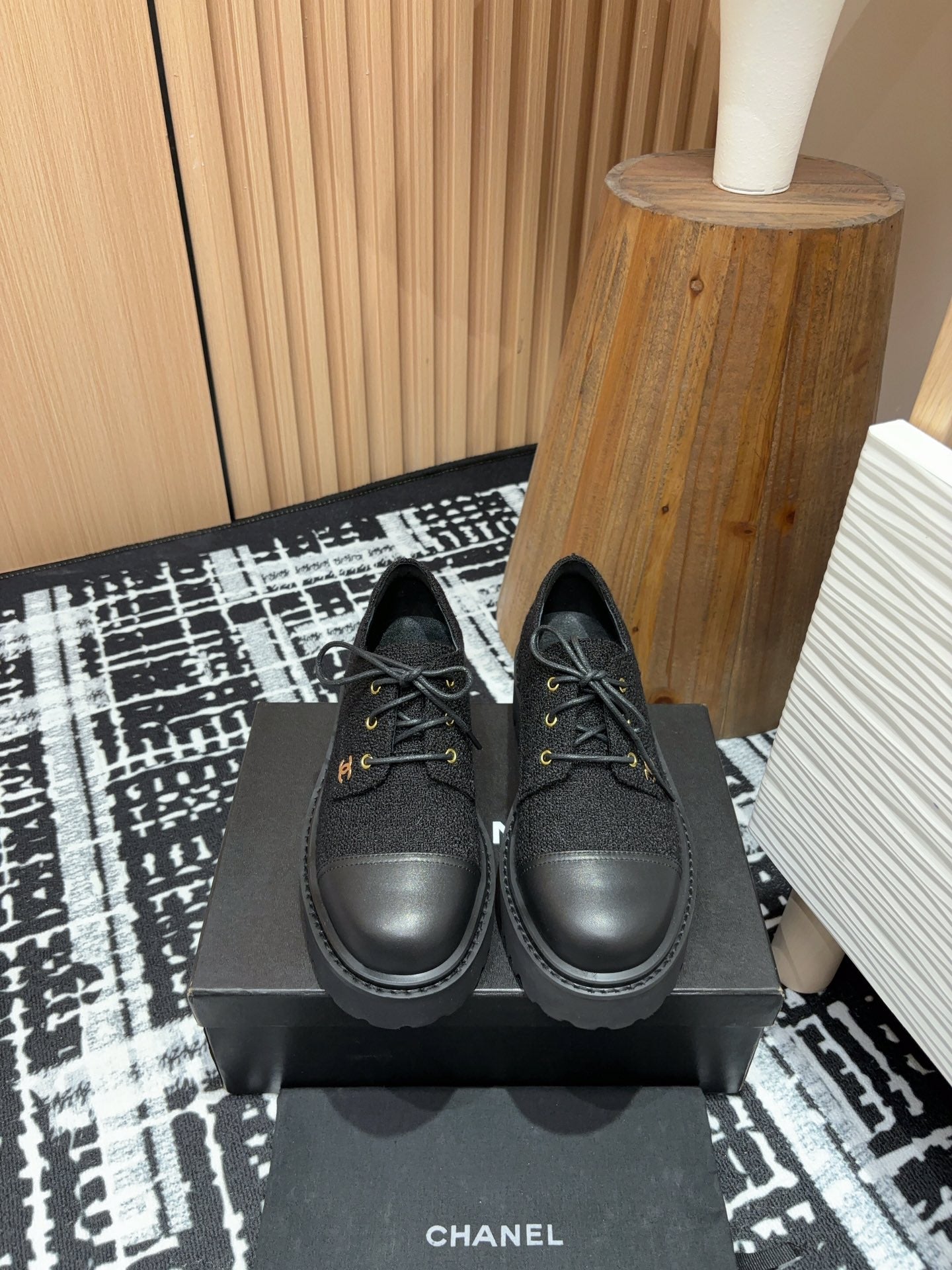 CC OXFORD SHOES IN BLACK TWEED AND CALFSKIN