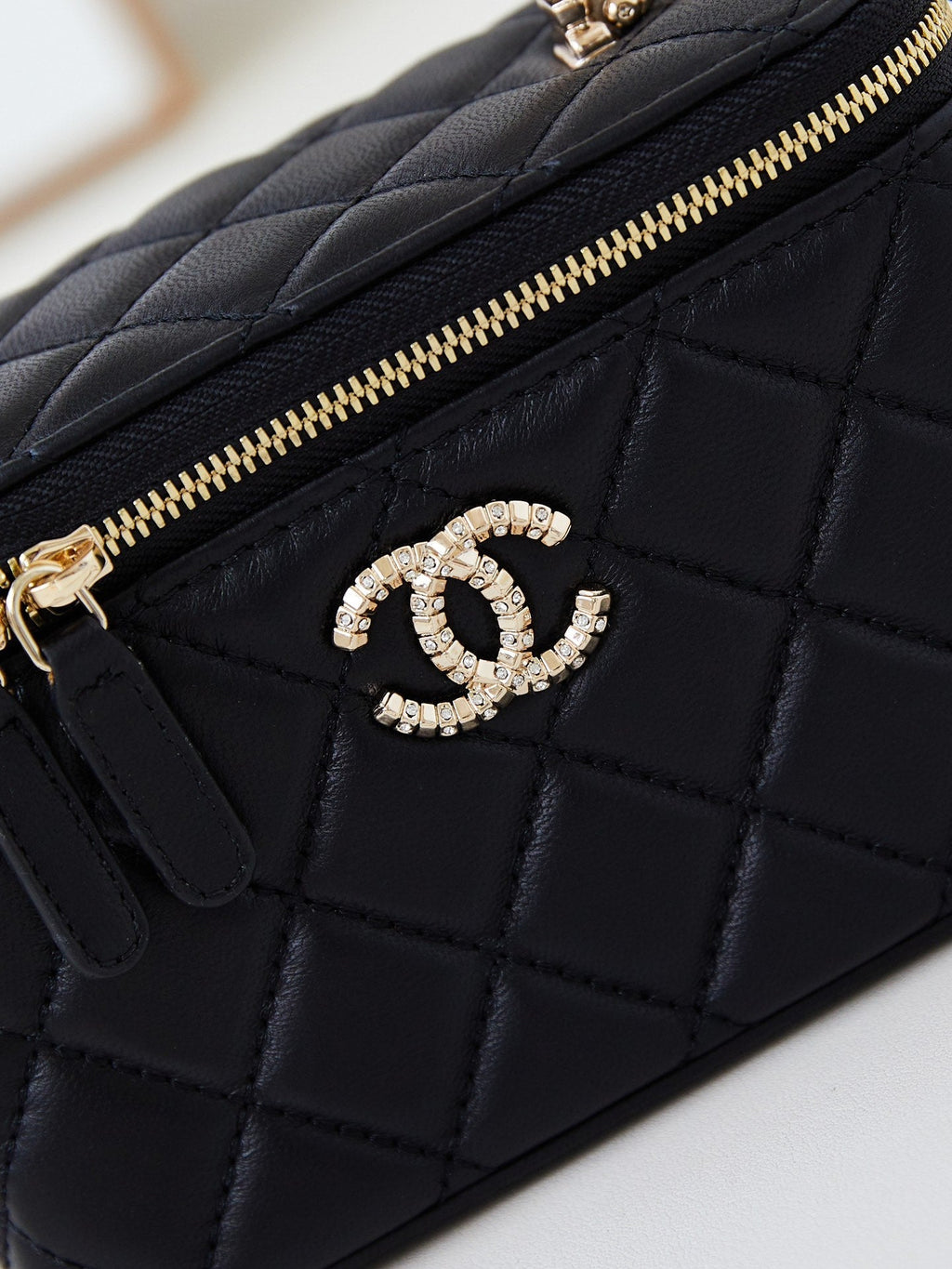 CHANEL 25S MINI VANITY BAG 16 CM IN BLACK LAMBSKIN WITH CRYSTAL-EMBELLISHED CC LOGO