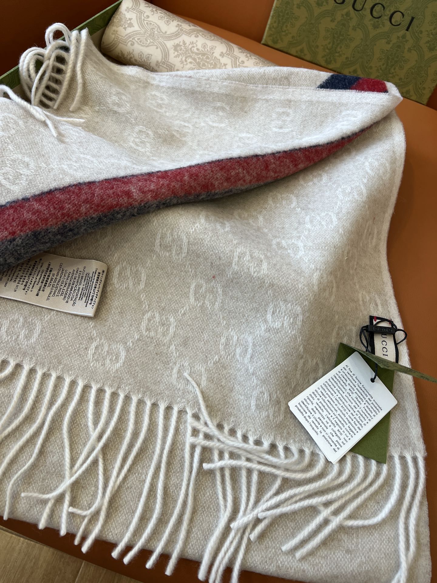 GUCCI 25S SCARF 190 IN WOOL 636370