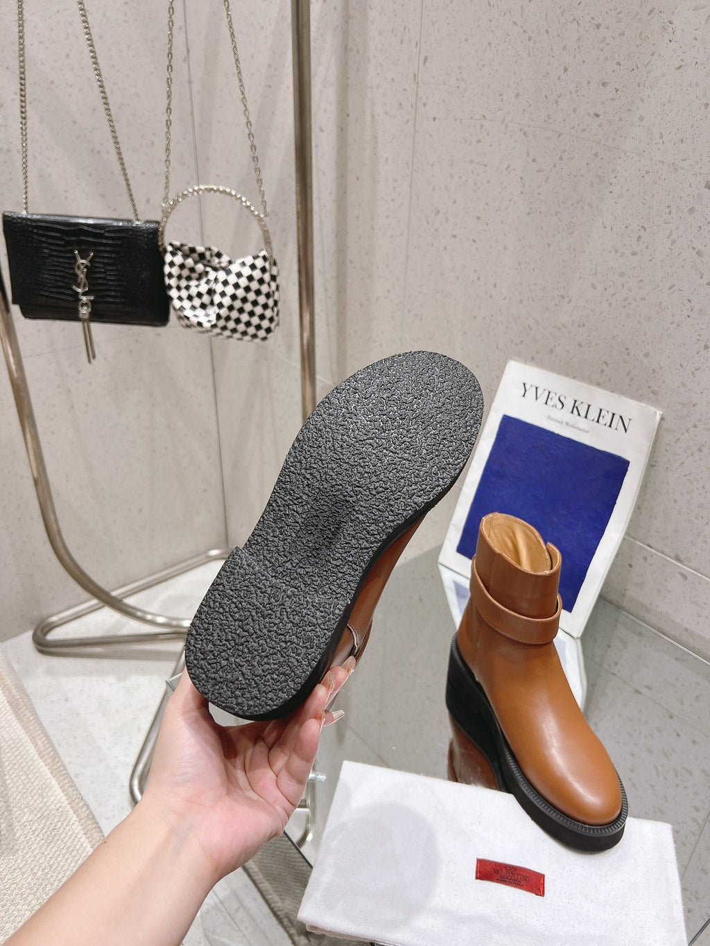 VLOGO LOCKER BRONZE BROWN CALFSKIN ANKLE BOOT 40MM