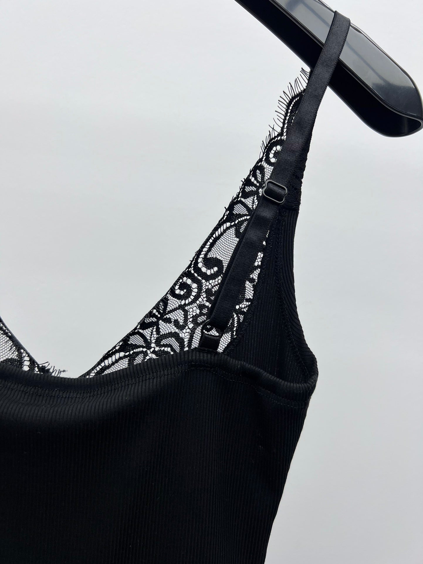 YSL 25S KNIT LACE TOP STYLE 92