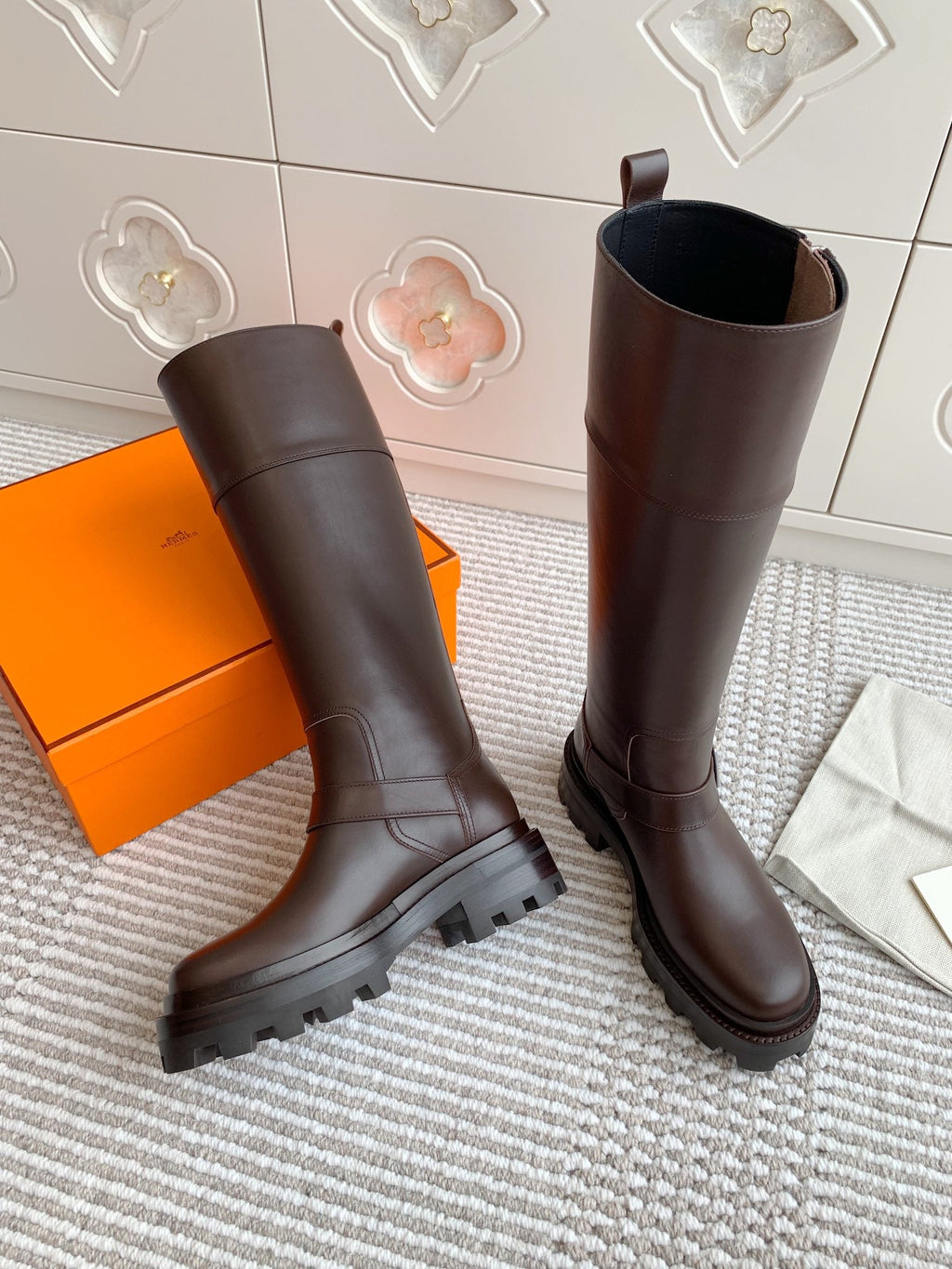 JAIME BOOT IN CHOCOLATE BROWN CALFSKIN
