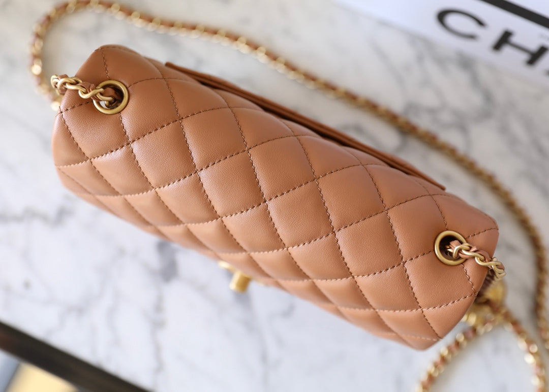 CHANEL 25S FLAP BAG 20 CM IN LIGHT BROWN LAMBSKIN WITH GOLD HARDWARE