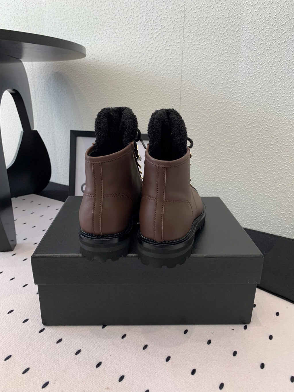 ANKLE BOOTS IN HICKORY BROWN CALFSKIN