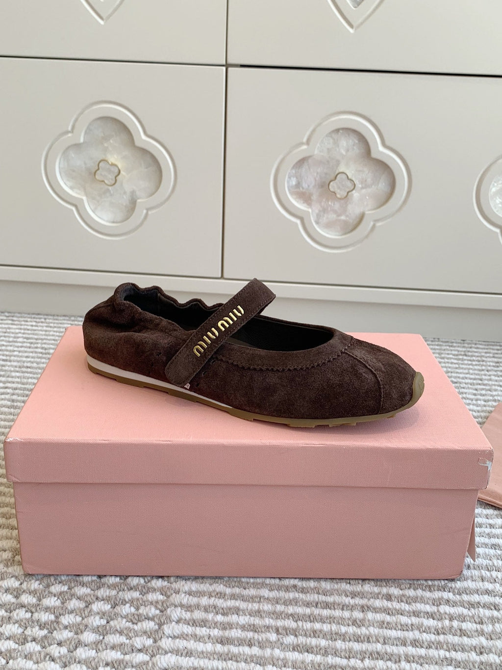 MARY JANE FLATS IN CHOCOLATE SUEDE