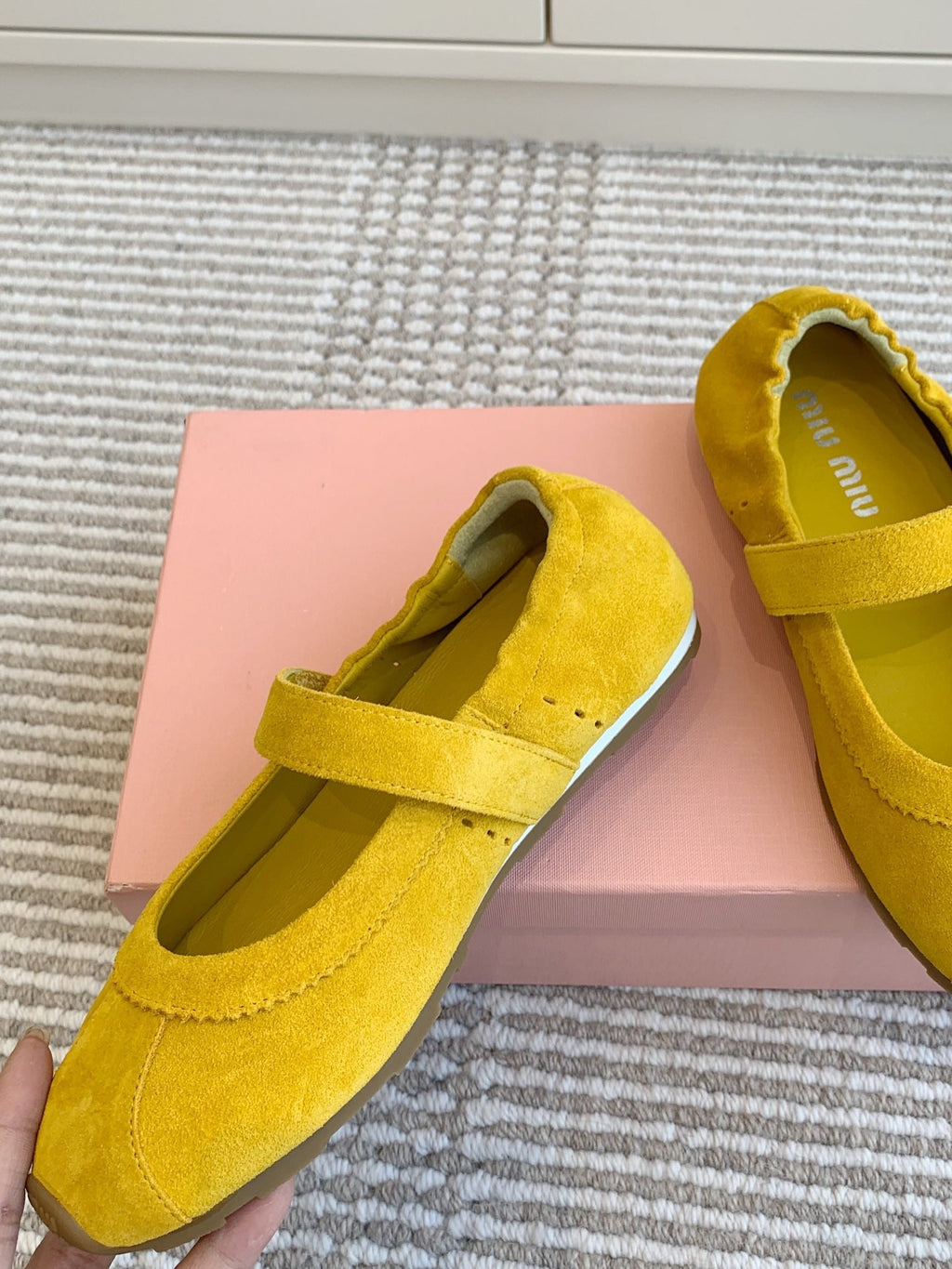 MARY JANE FLATS IN YELLOW SUEDE
