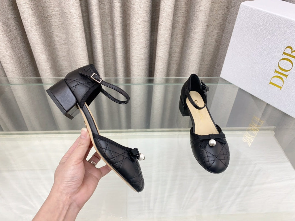 PEARL MARY JANE PUMP IN BLACK LAMBSKIN 30 MM
