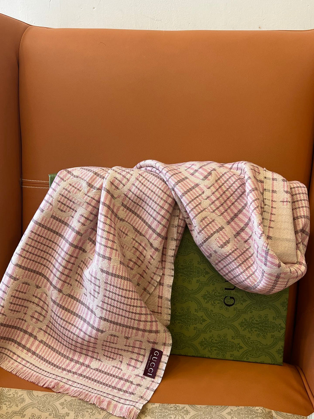 GUCCI 25S SCARF 180 IN WOOL 636369