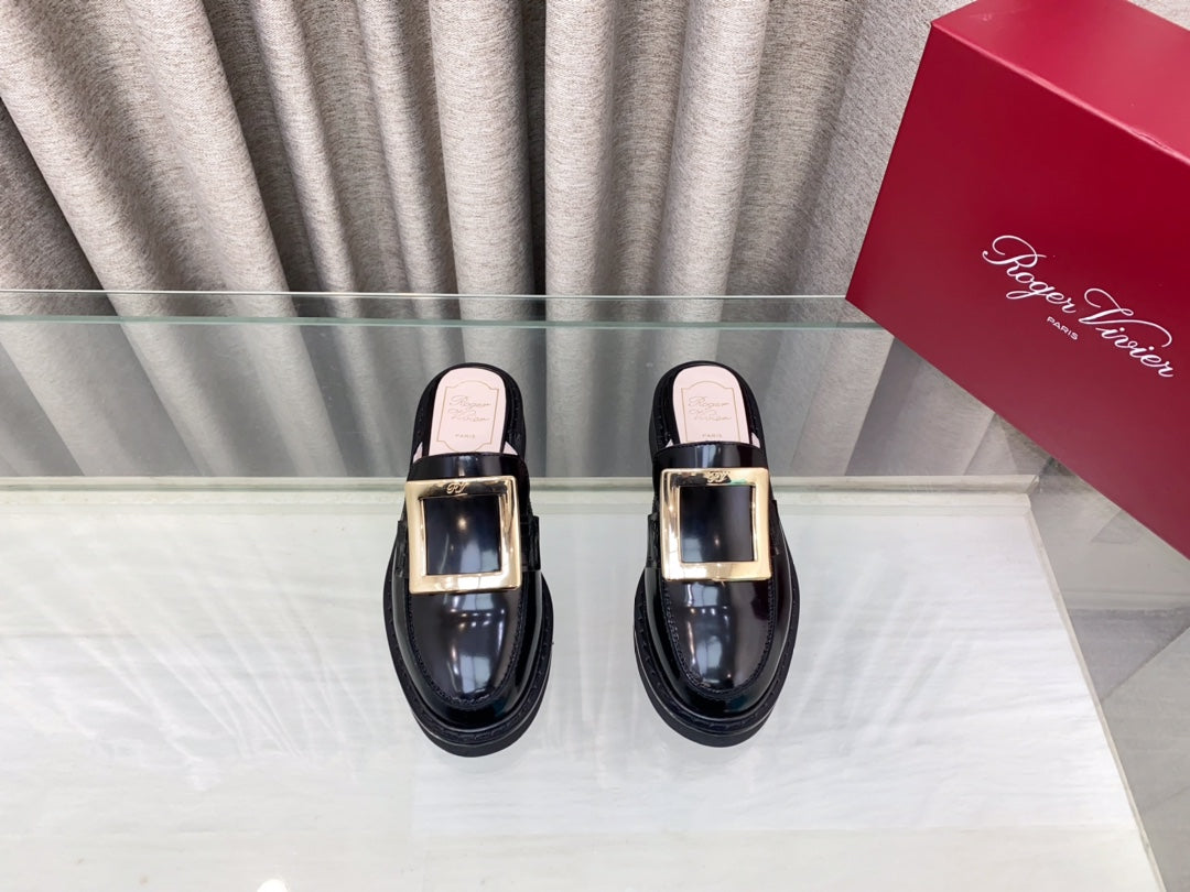 VIV' RANGERS MULES IN BLACK PATENT CALFSKIN GOLD BUCKLE