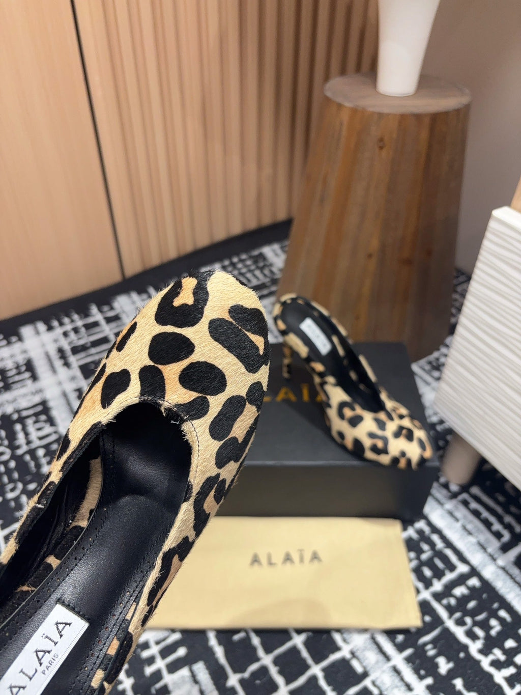 HIGH-HEEL 10 CM MULES IN CRYSLEOPARD PONY HAIR