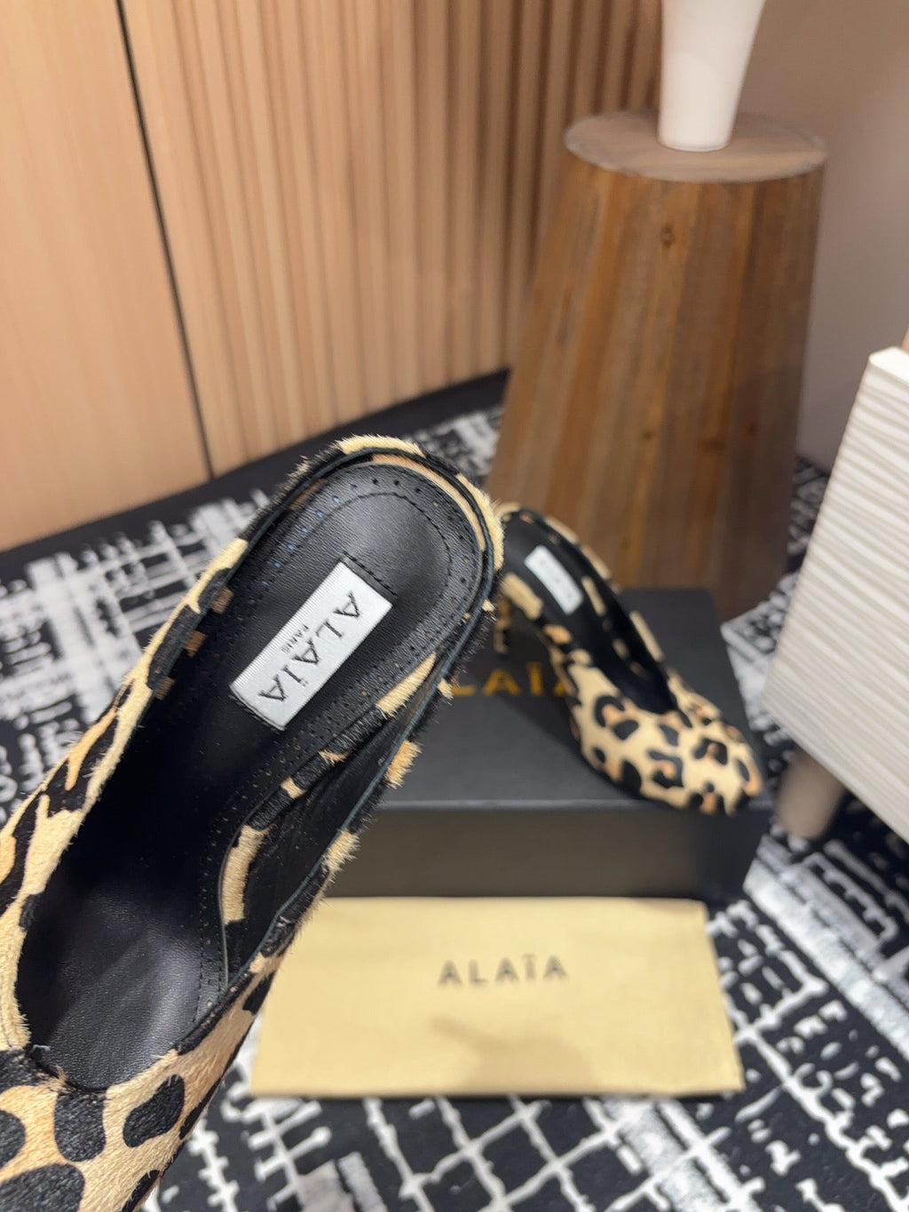 HIGH-HEEL 10 CM MULES IN CRYSLEOPARD PONY HAIR