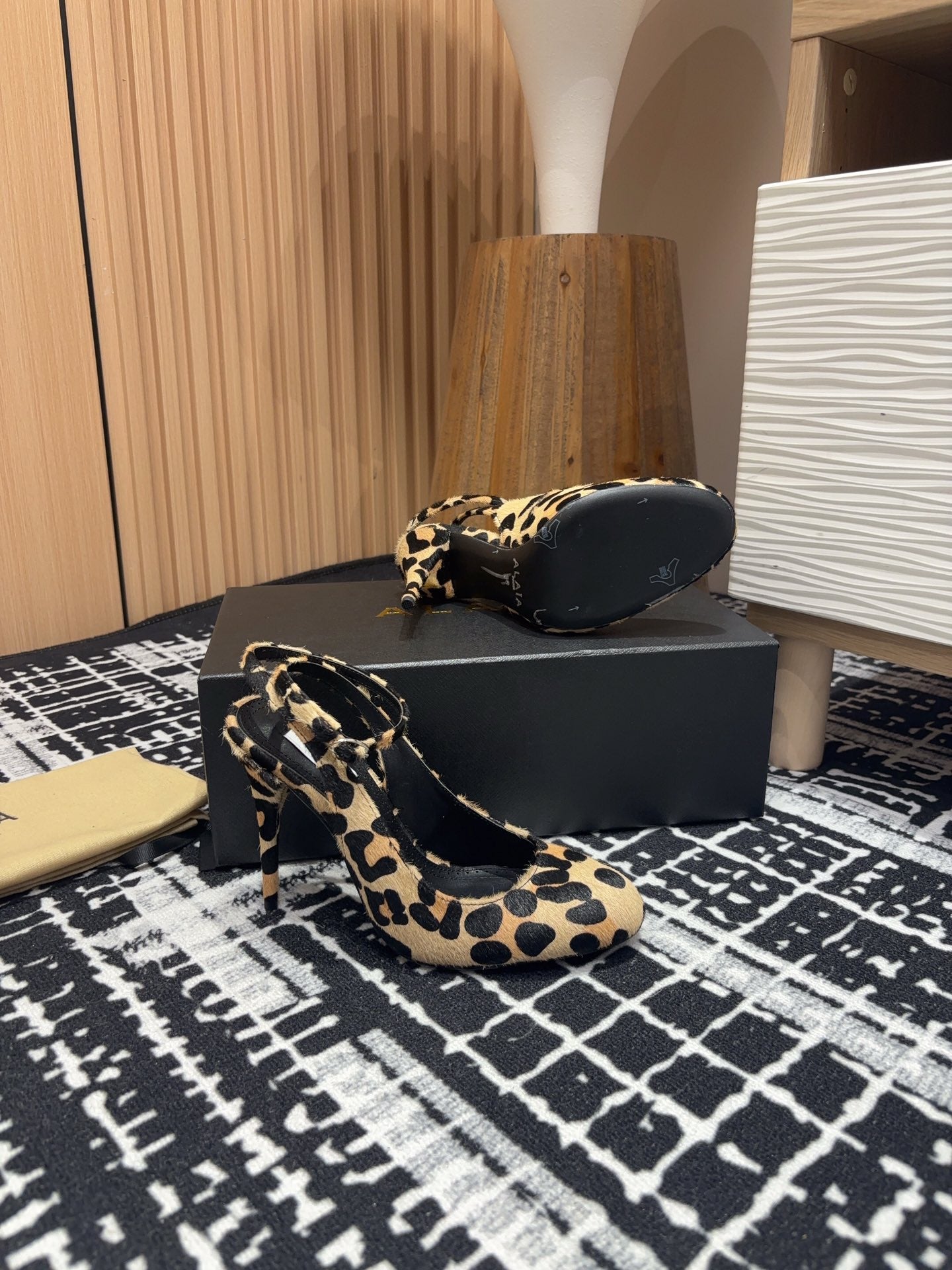 CRYSLEOPARD SLINGBACK HEEL IN PONY HAIR