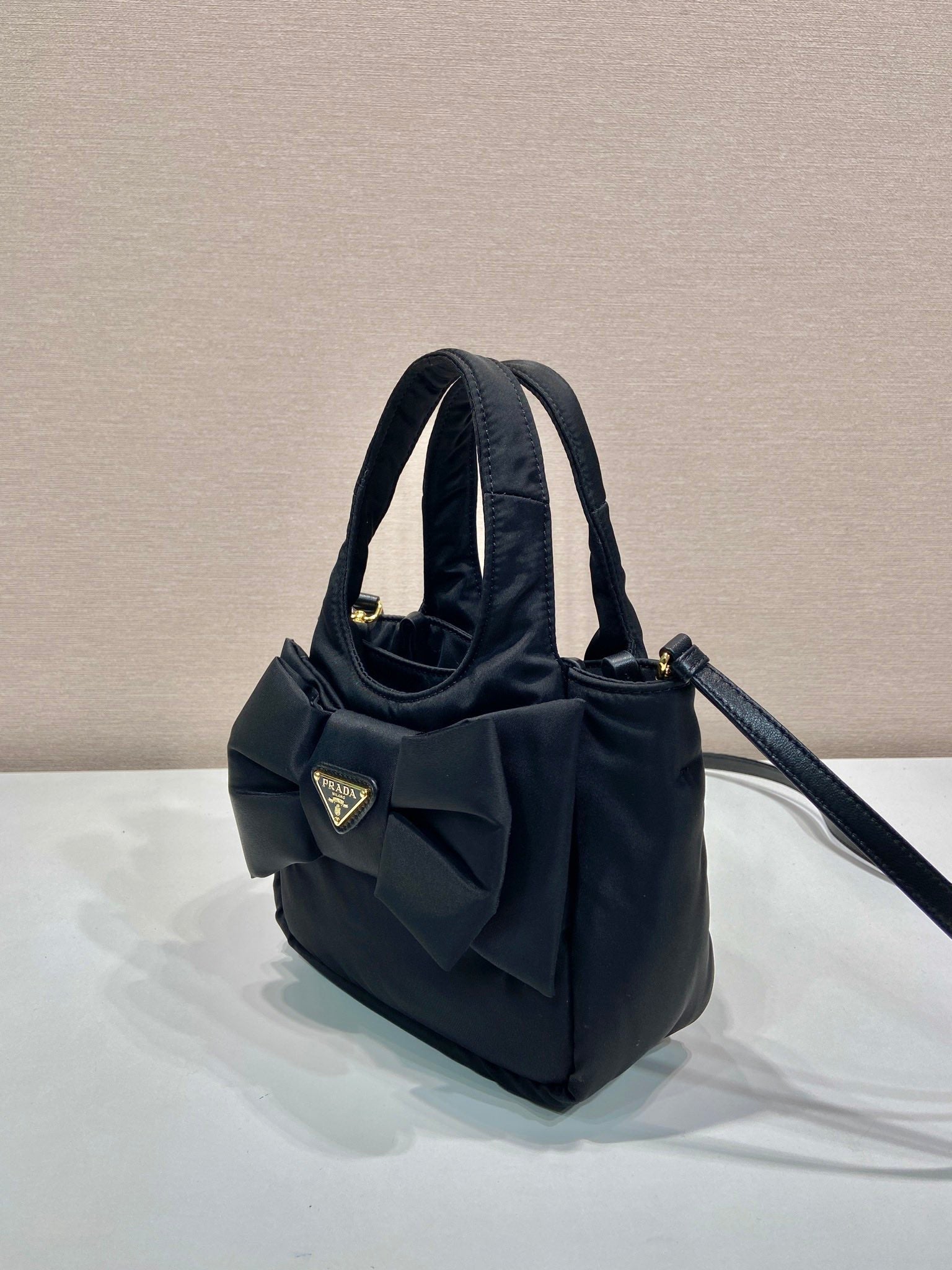 MINI BOW TOTE BAG 18 IN BLACK PADDED NYLON FABRIC