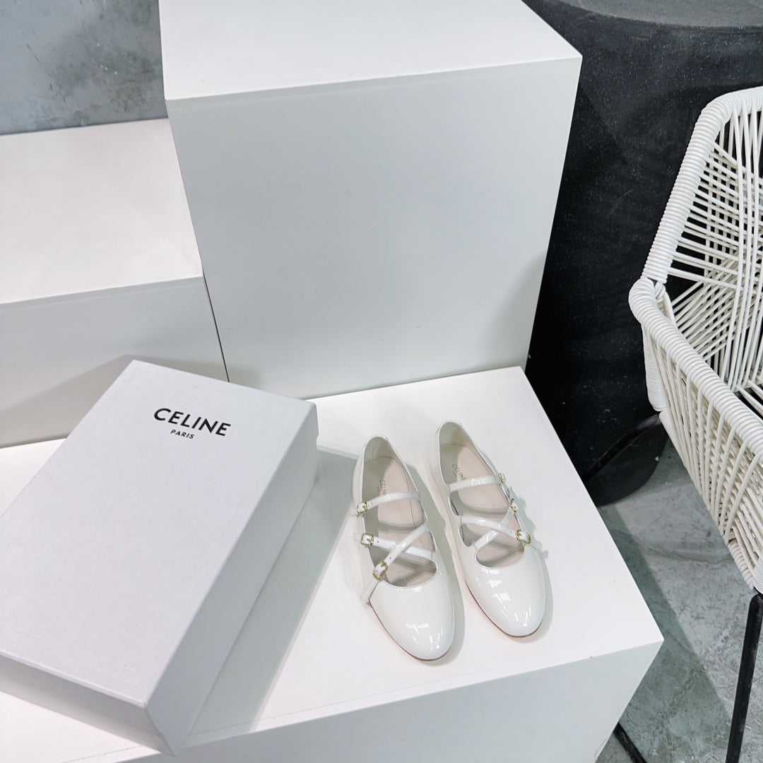 LES BALLERINES CELINE BABIES IN WHITE PATENT CALFSKIN